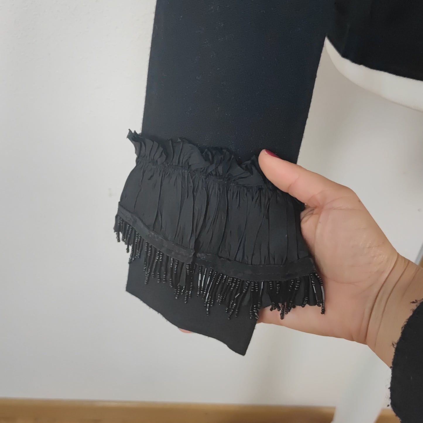 Maglia Comme des Garçons nera con perline