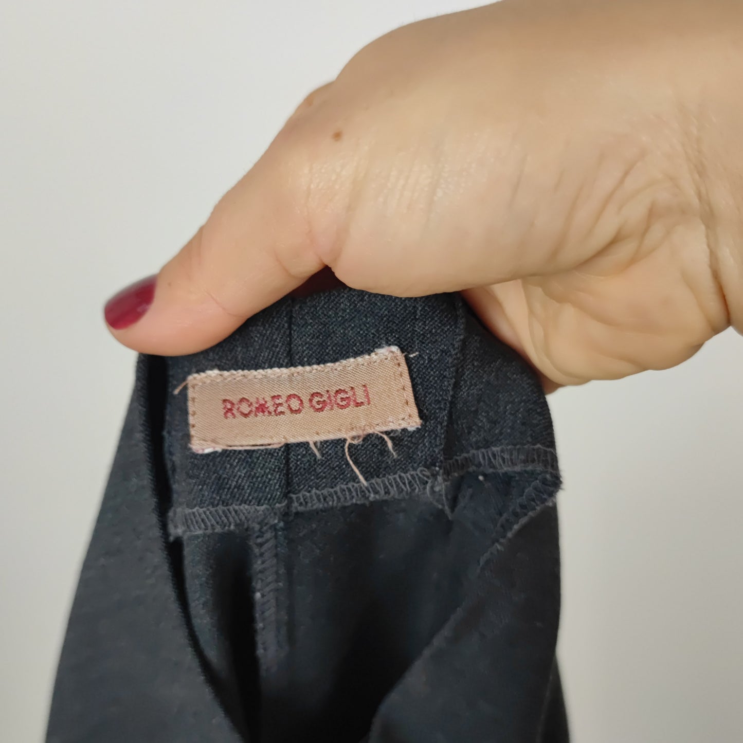 Pantaloni vintage Romeo Gigli con punte sul fondo