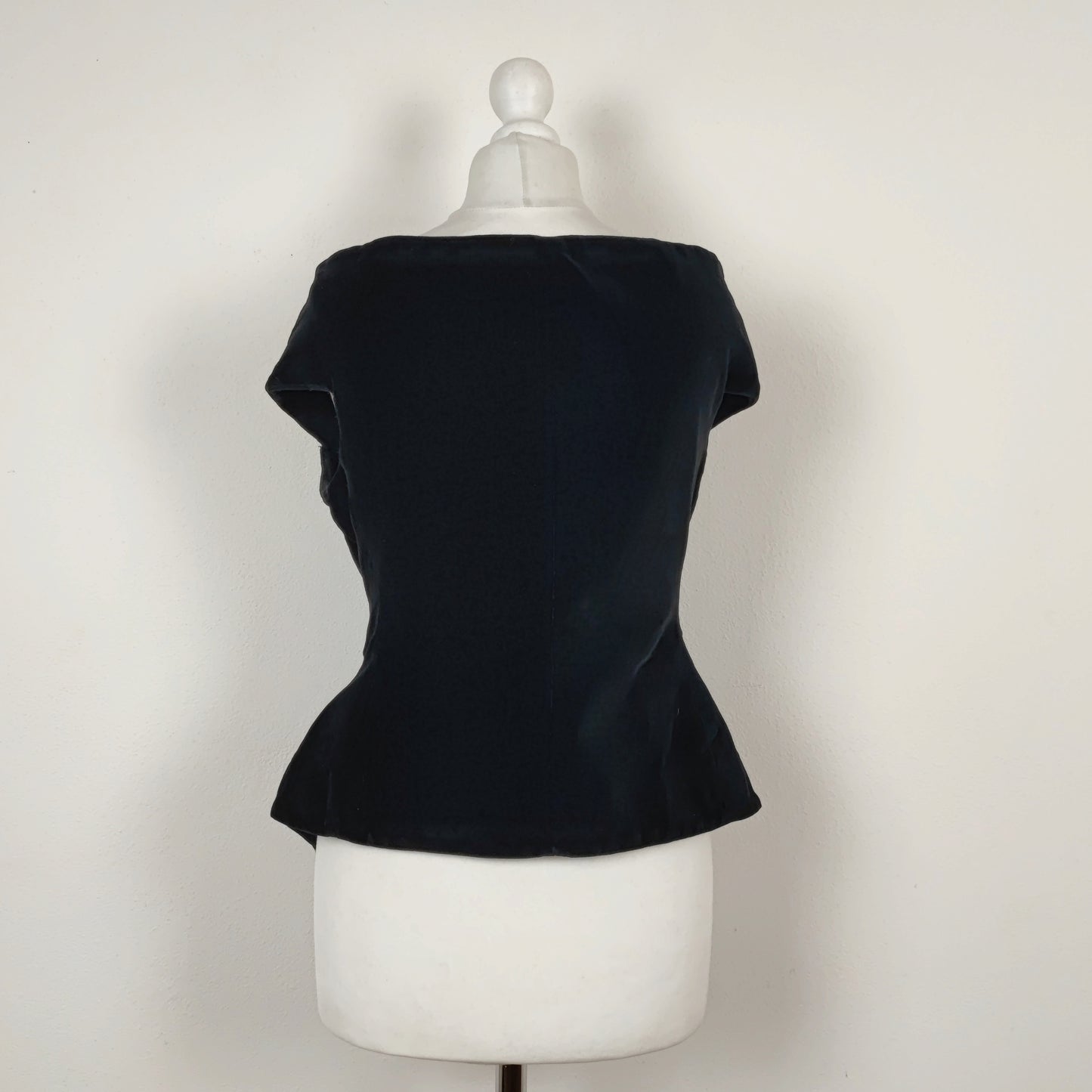 Corpetto in velluto nero Romeo Gigli 1991