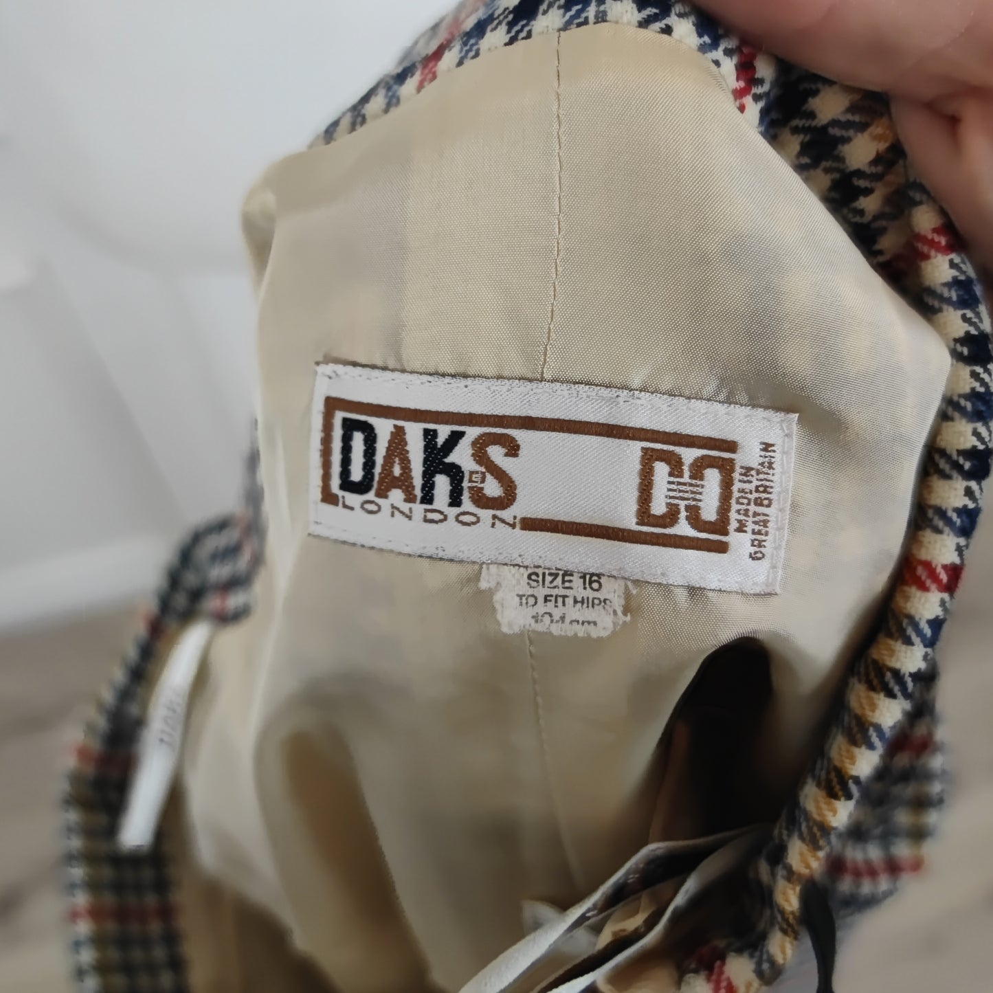 Gonna Daks London