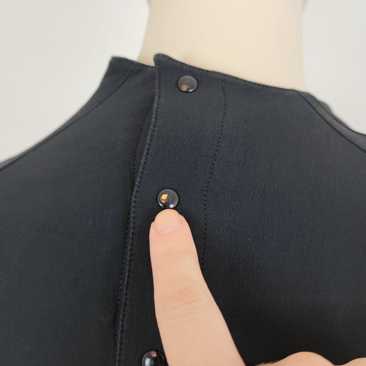 abito nero Thierry Mugler manica lunga