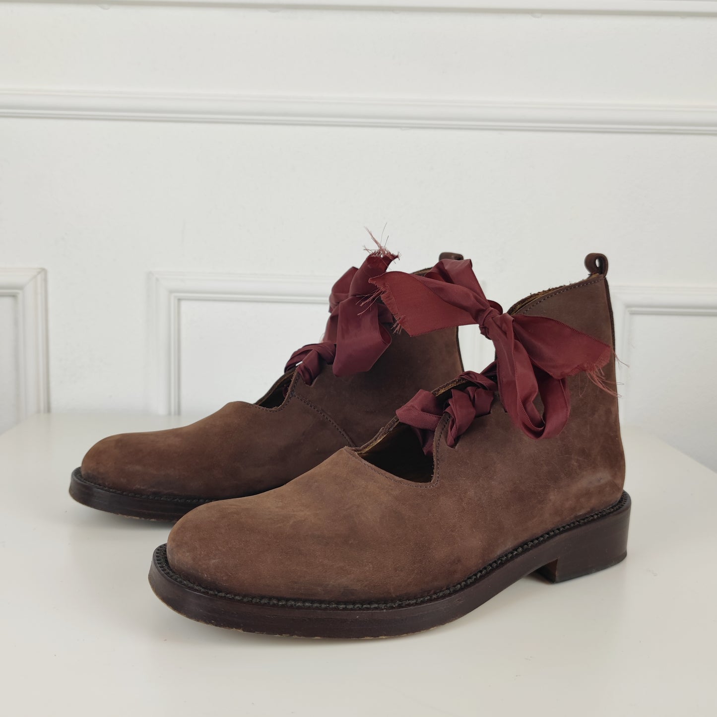 Scarpe Romeo Gigli con nastro