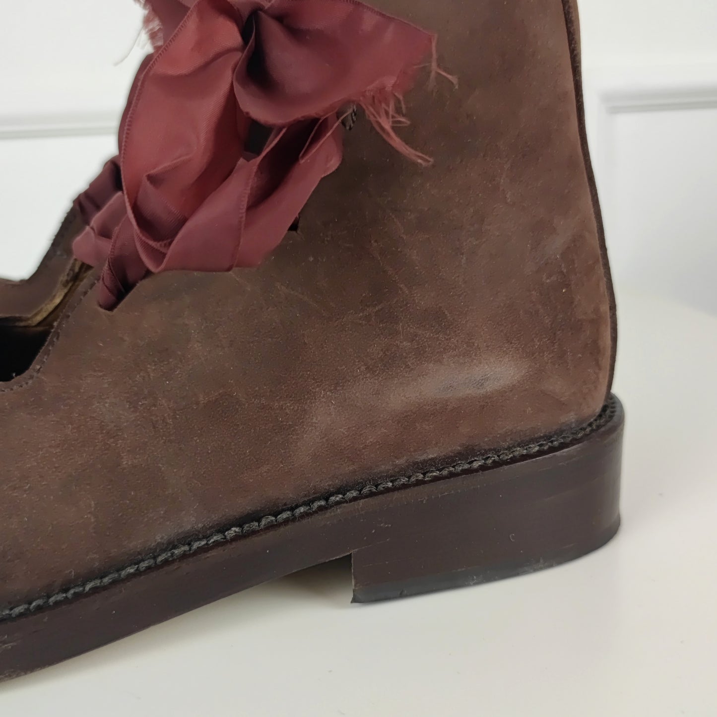 Scarpe Romeo Gigli con nastro