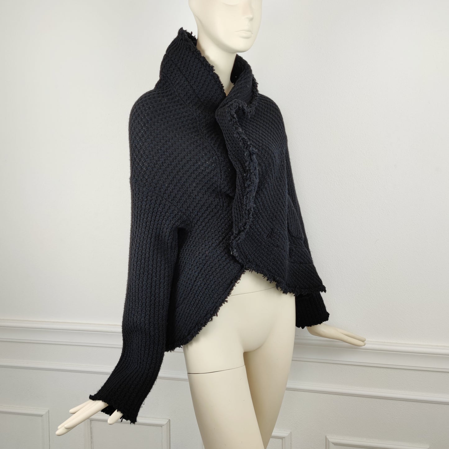 Maglione nero Comme des Garçons tondo