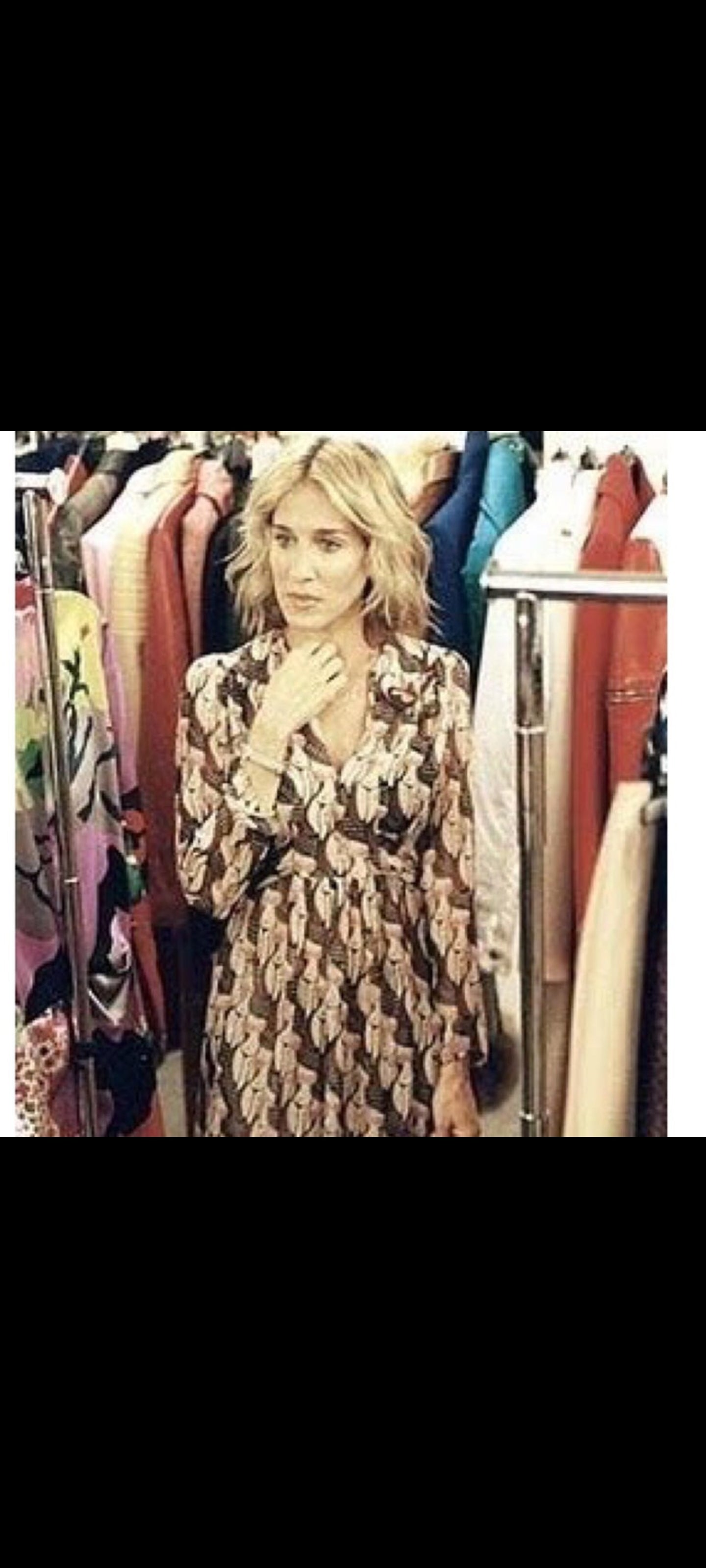 blusa Prada da collezione - naked women