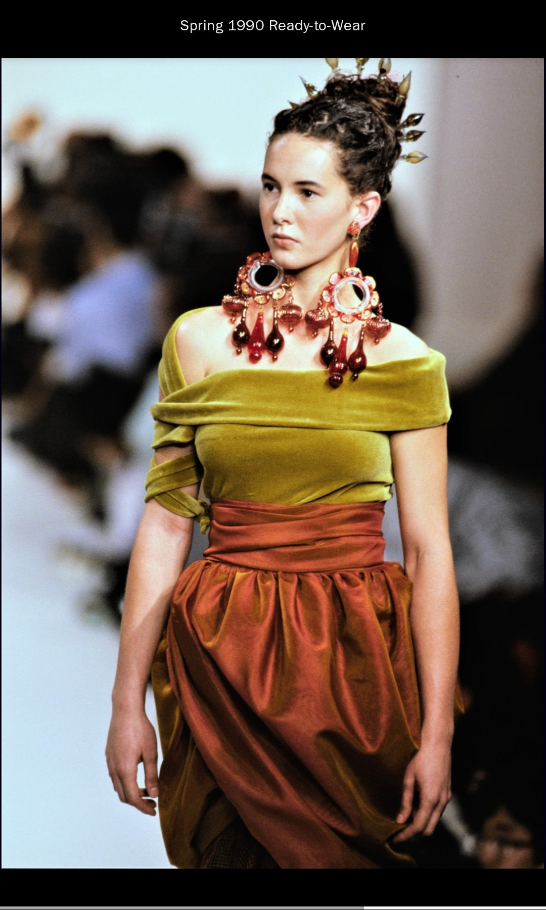 Romeo Gigli | Top in velluto verde SS 1990