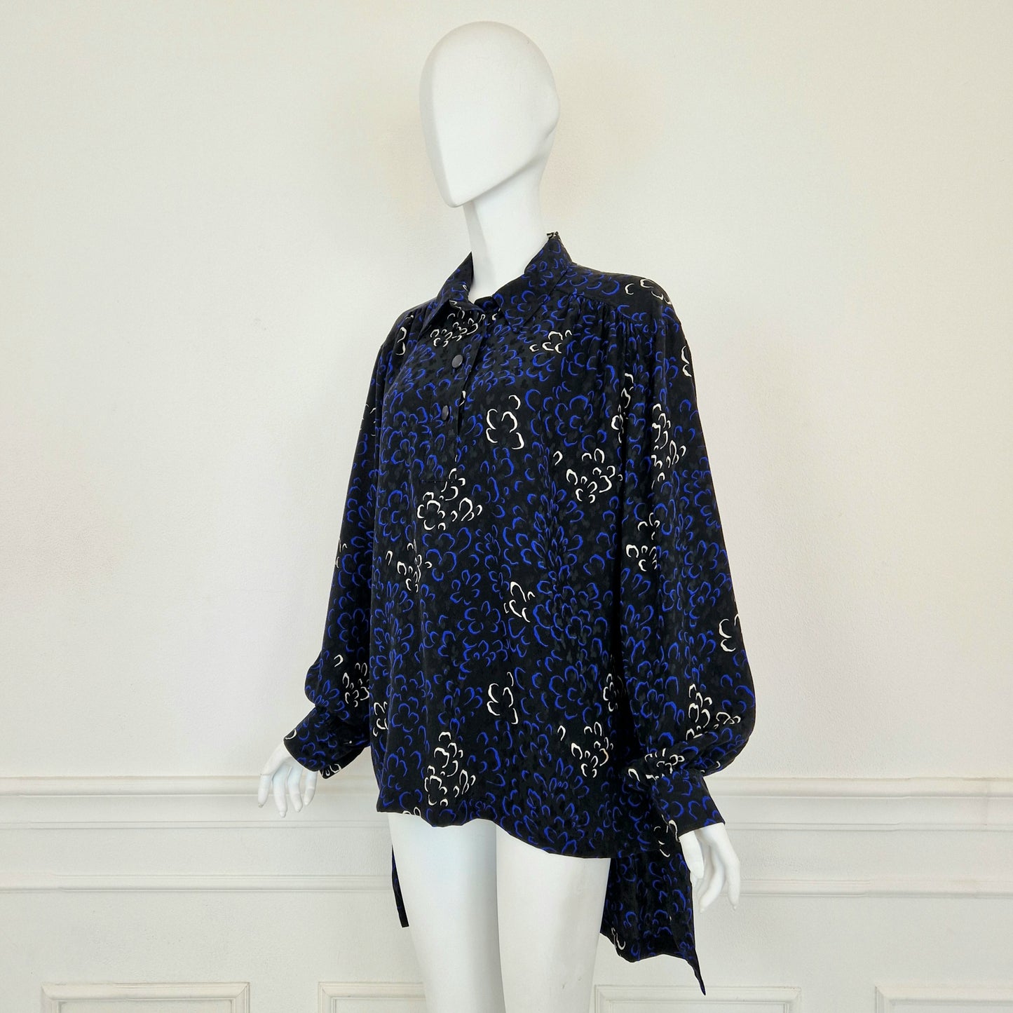 Yves Saint Laurent | Blusa oversize in seta