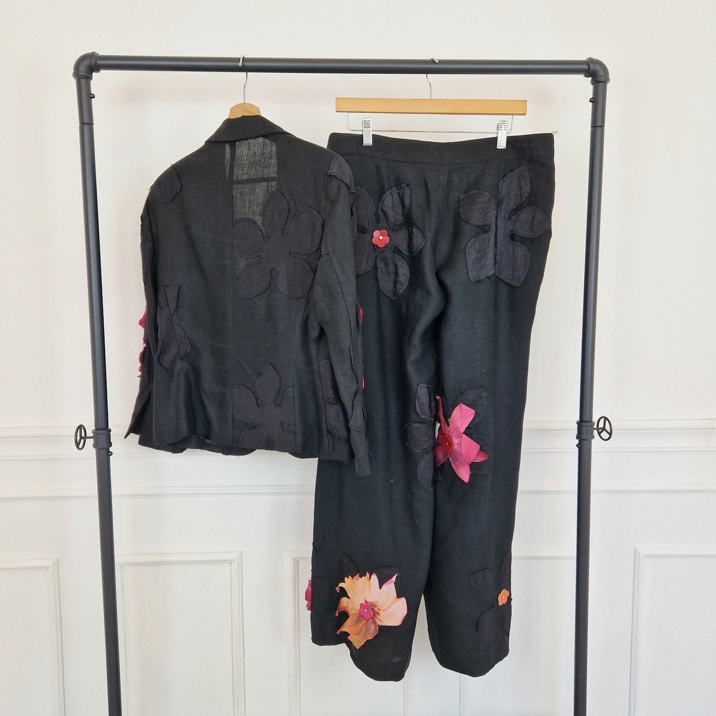 Mariella Burani | Completo pantalone fiori applicati