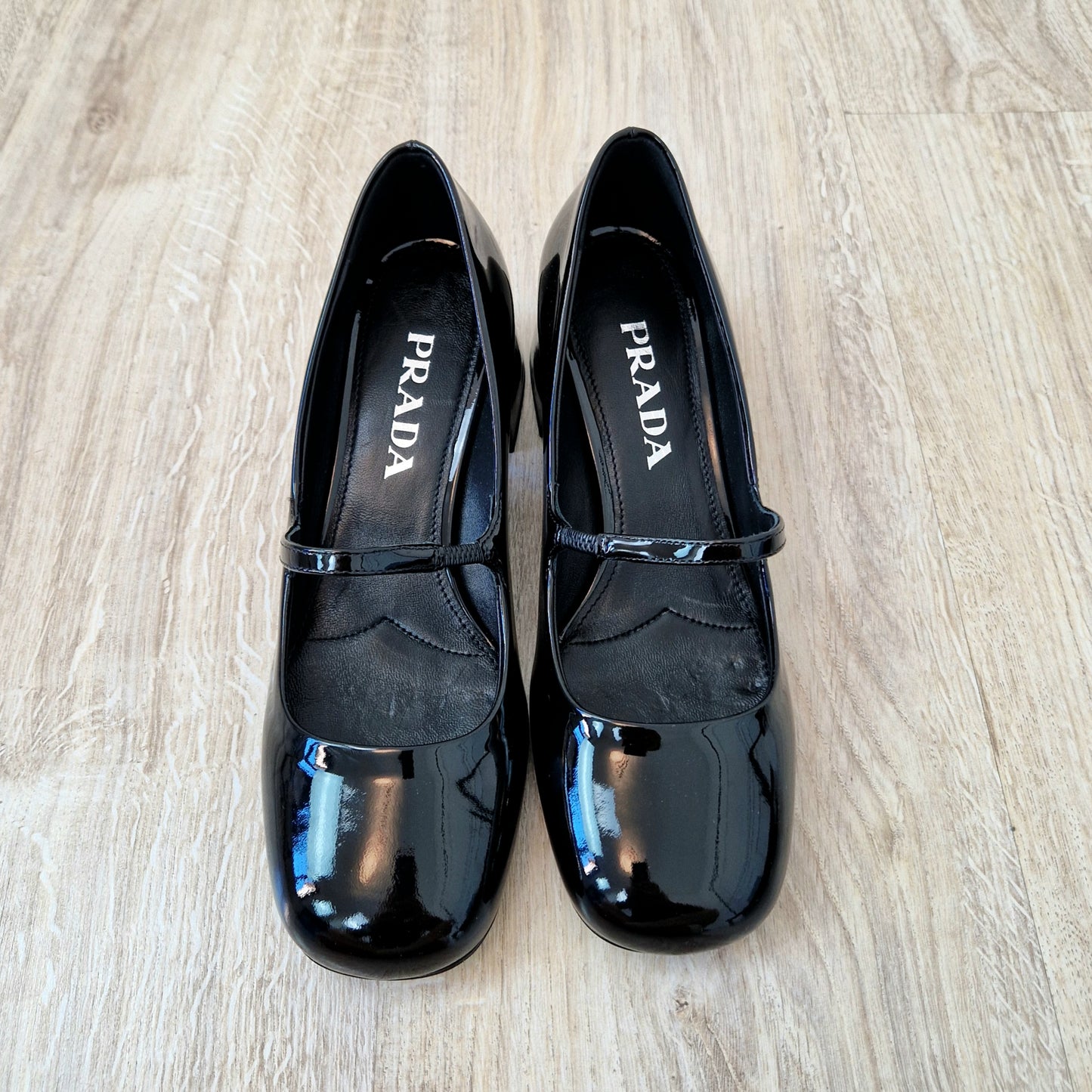 Prada | Mary Jane vernice nera nr.37