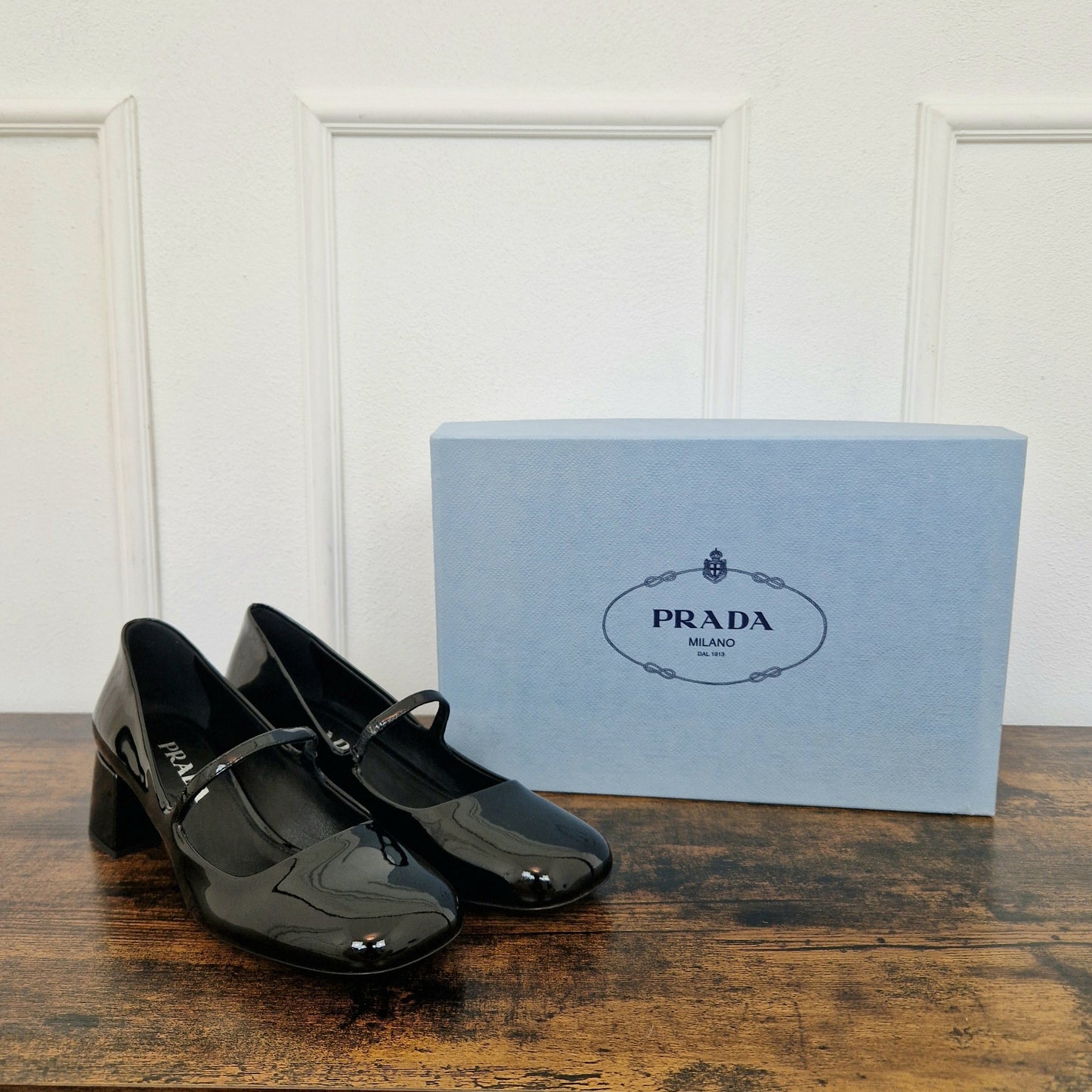 Prada | Mary jane in vernice nera nr.38