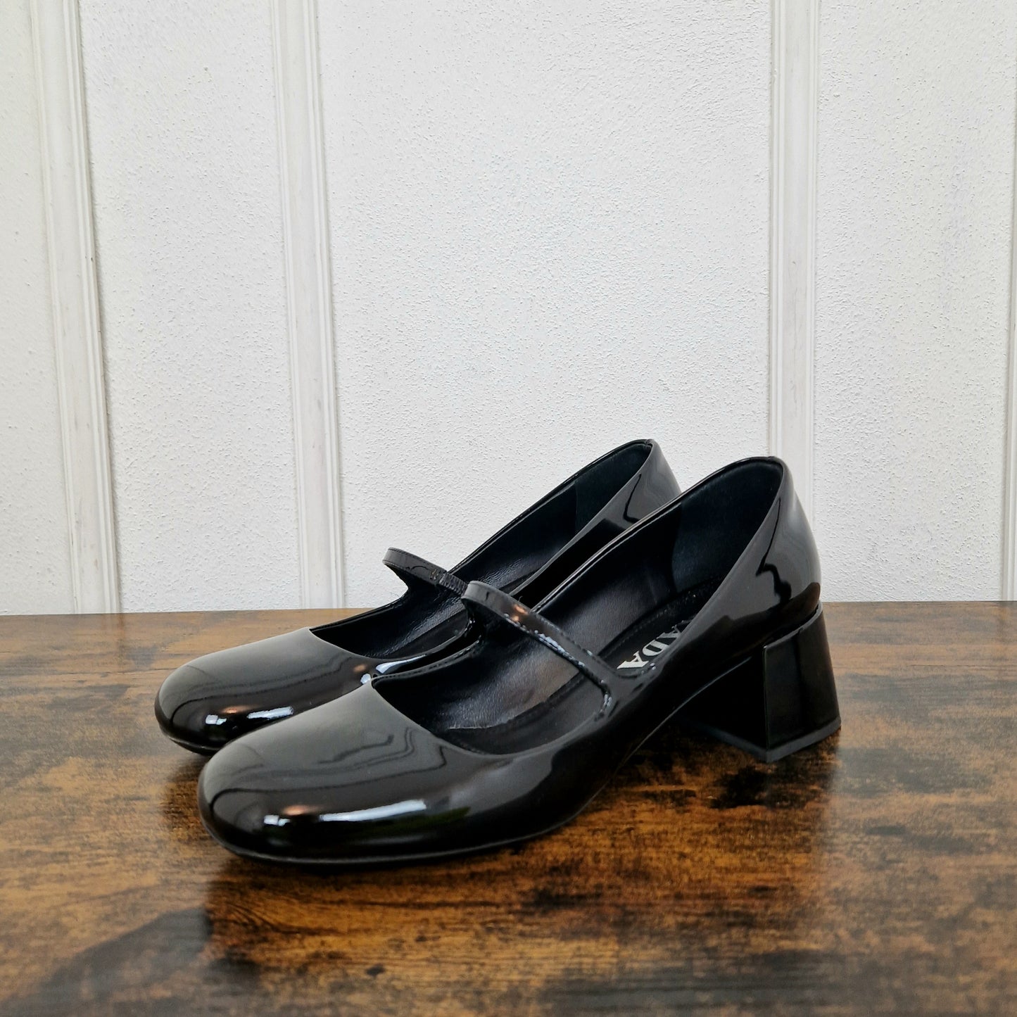 Prada | Mary jane vernice nera nr.37