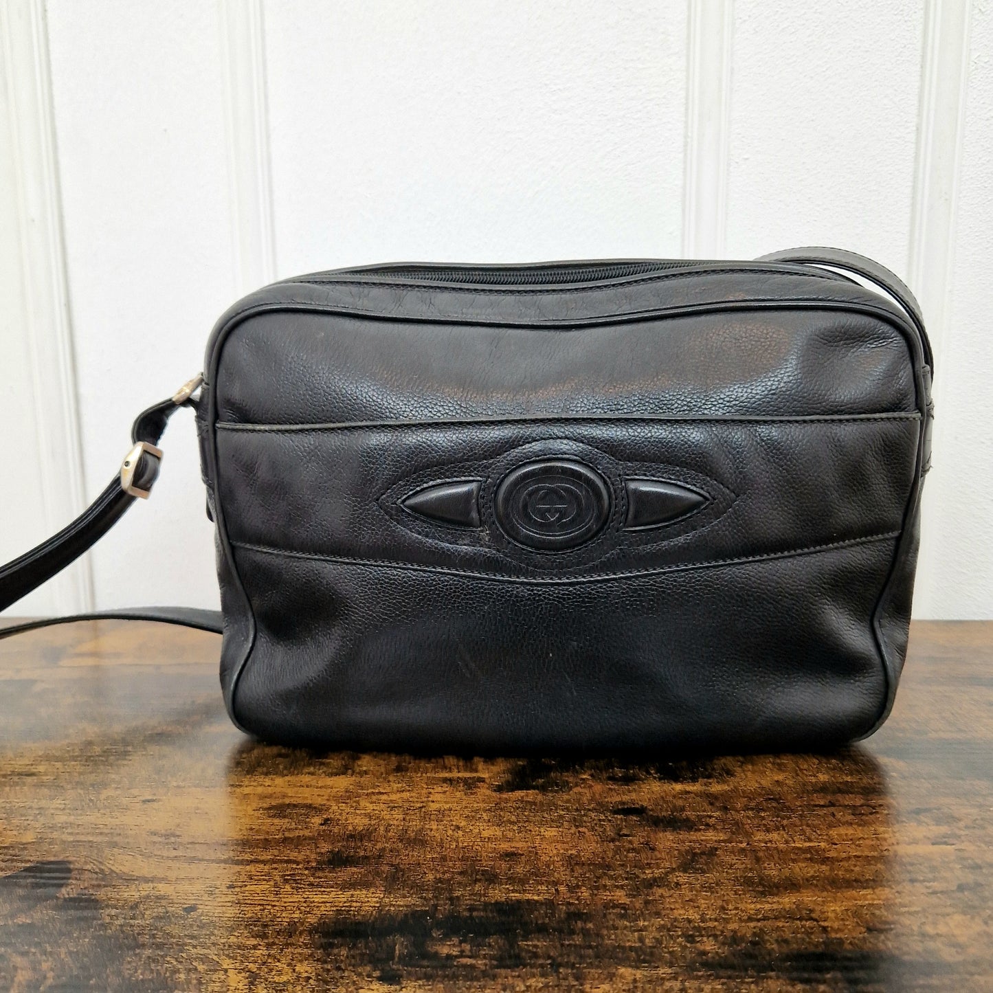 Gucci | Borsa vintage in pelle nera