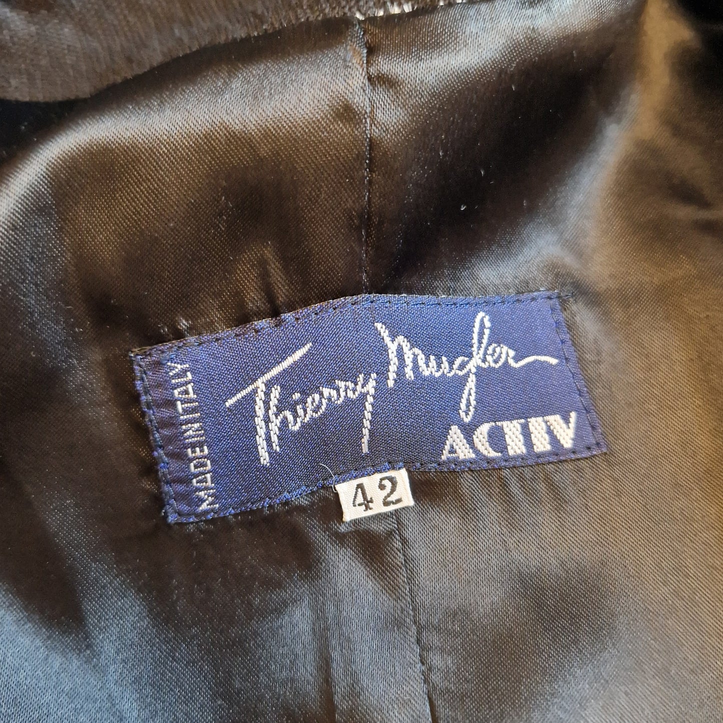 Thierry Mugler | Giacca vintage con fiocco in velluto