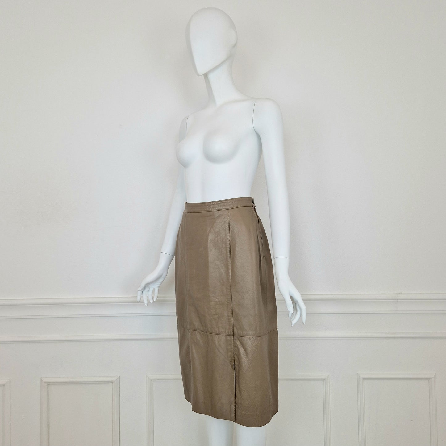 Gonna vintage in pelle tortora