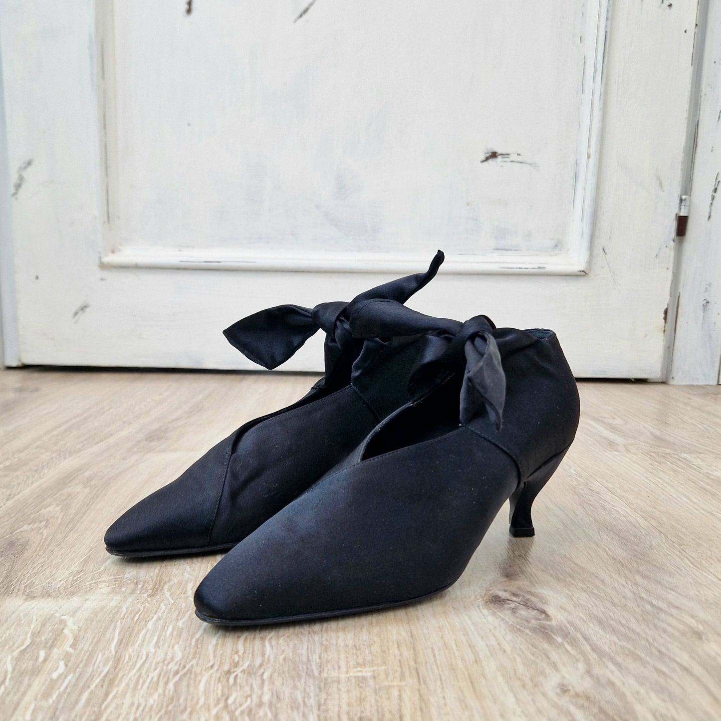 Romeo Gigli | Scarpe vintage raso nero