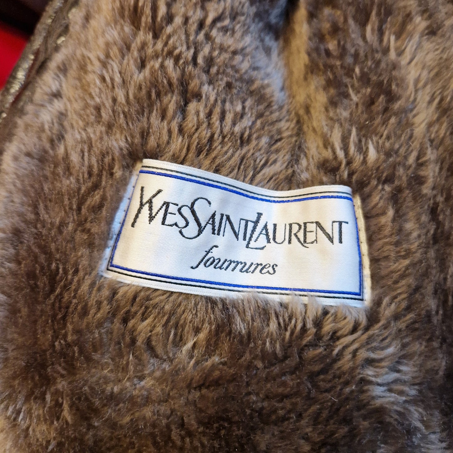 Yves Saint Laurent | Montone vintage