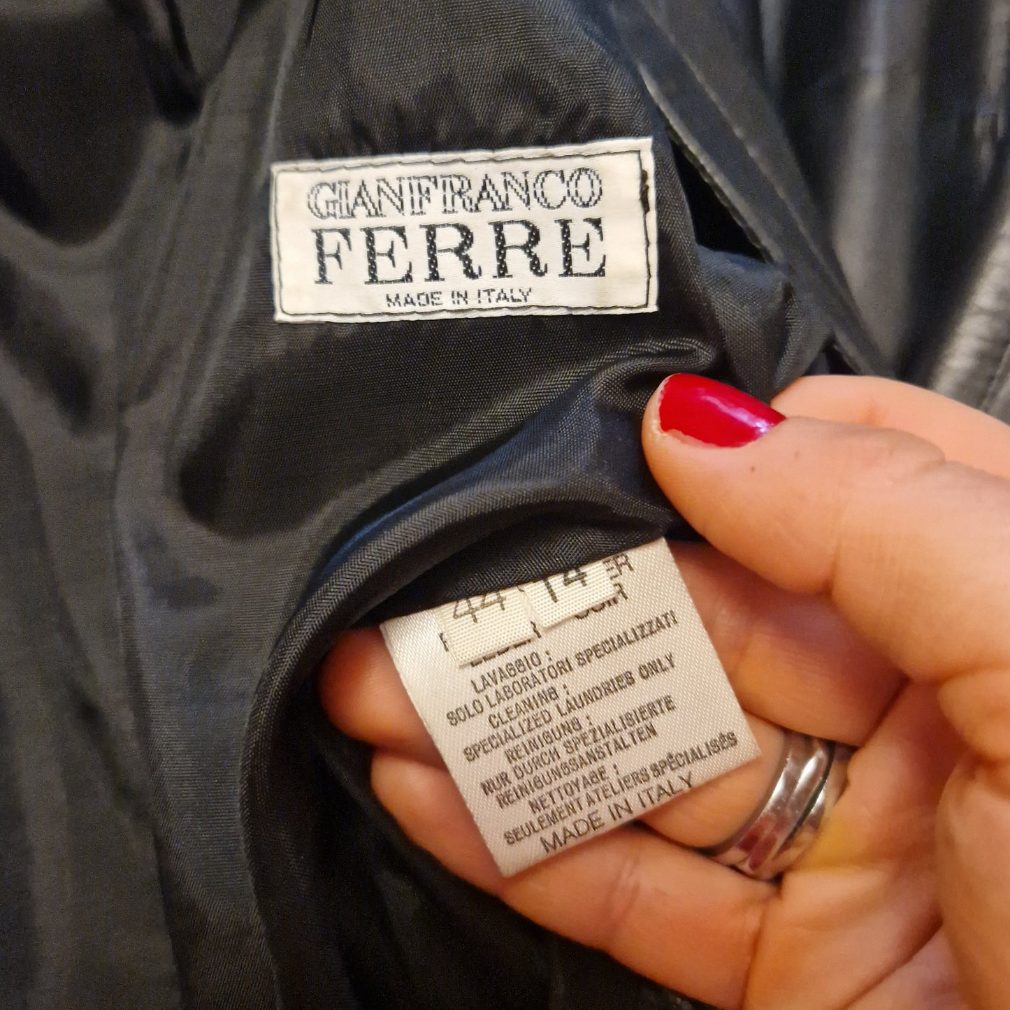 Gianfranco Ferré | Abito vintage in pelle nera