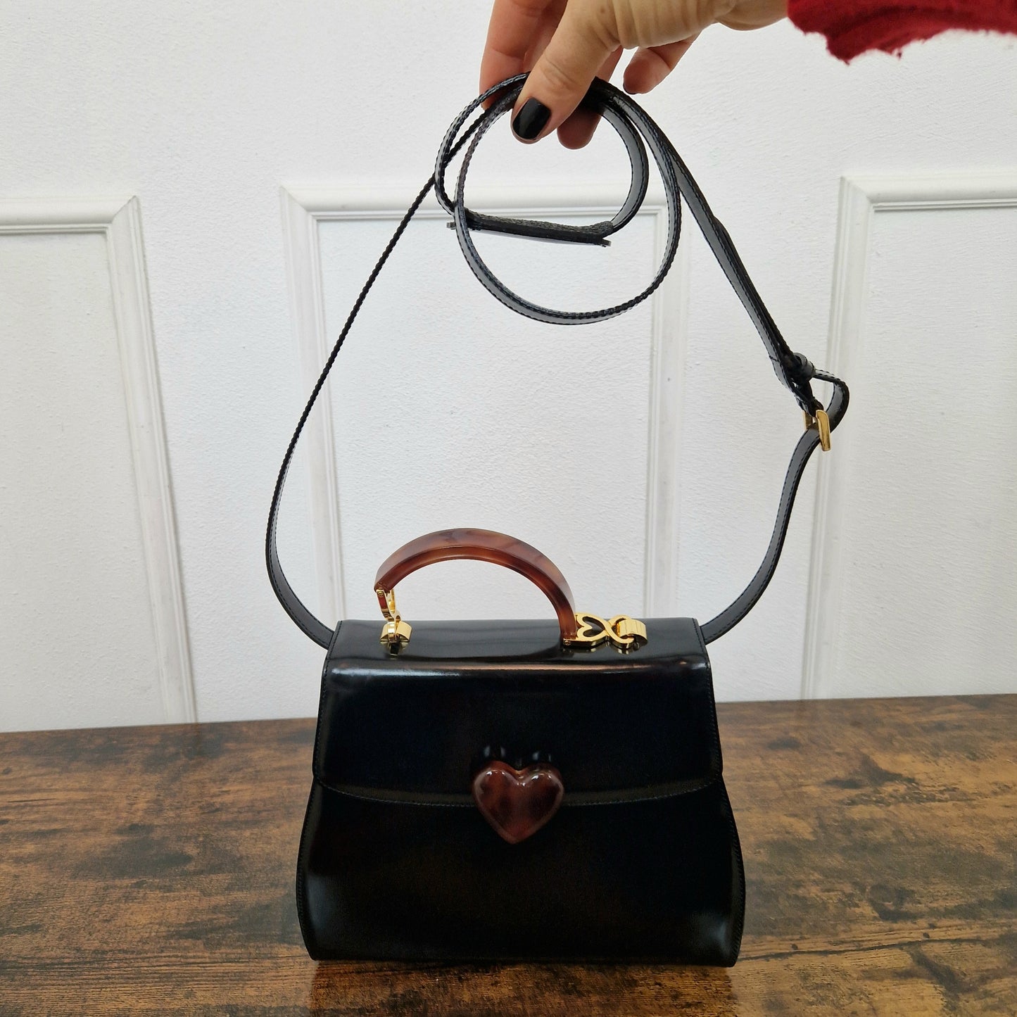 Moschino | Borsa vintage nera  chiusura cuore