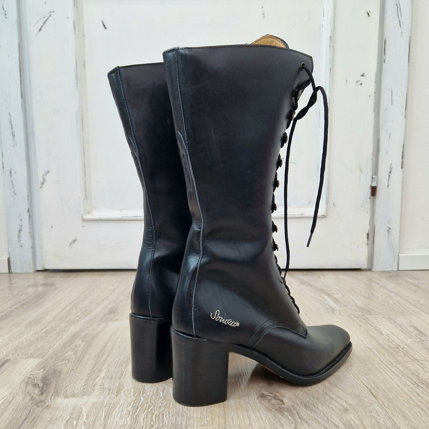 Sonora Boots | Stivali stringati in pelle nera