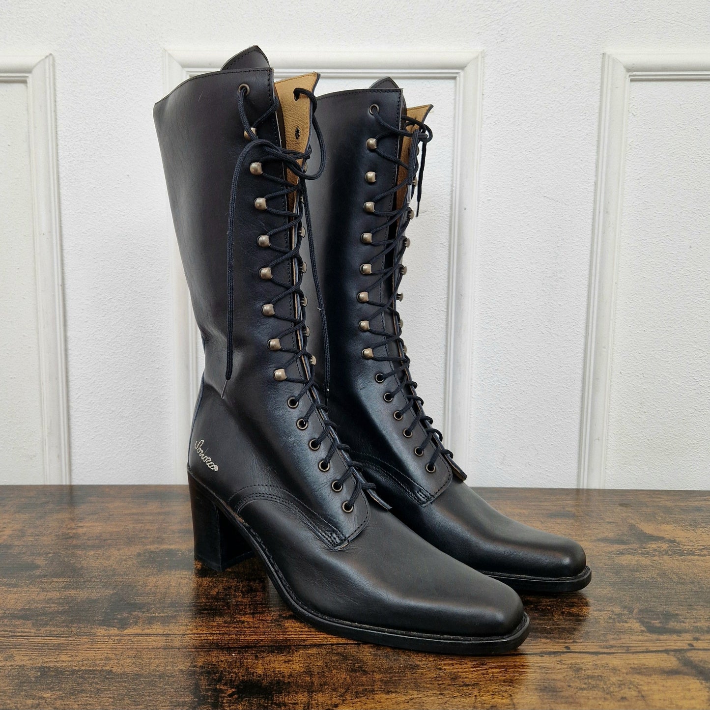 Sonora Boots | Stivali stringati in pelle nera