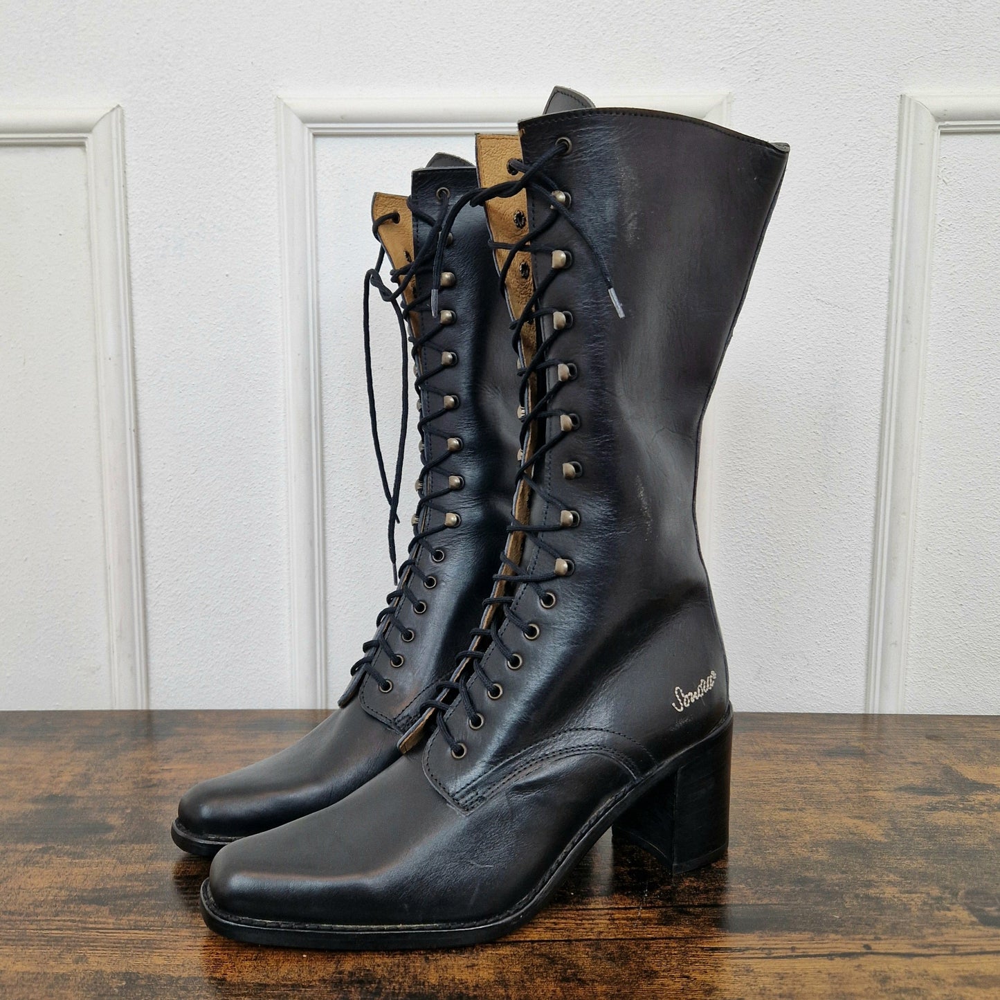 Sonora Boots | Stivali stringati in pelle nera