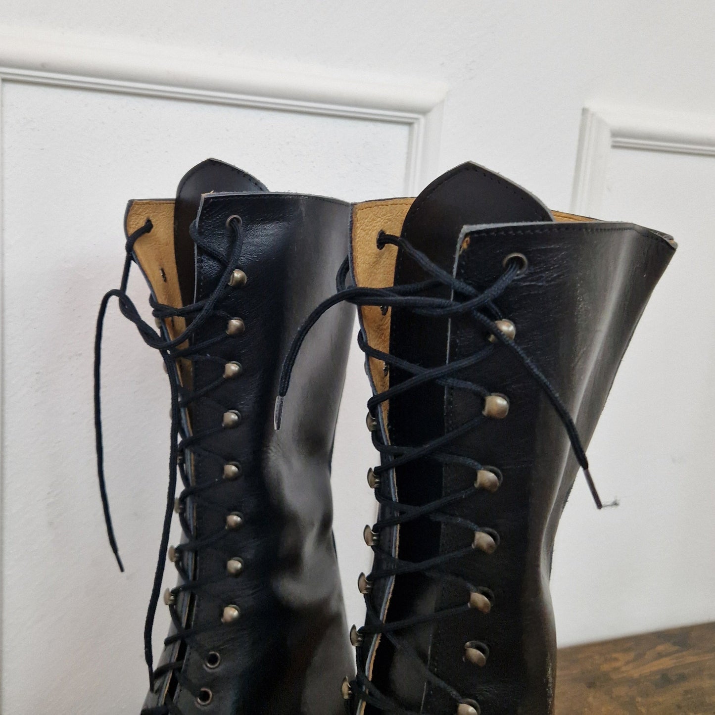 Sonora Boots | Stivali stringati in pelle nera