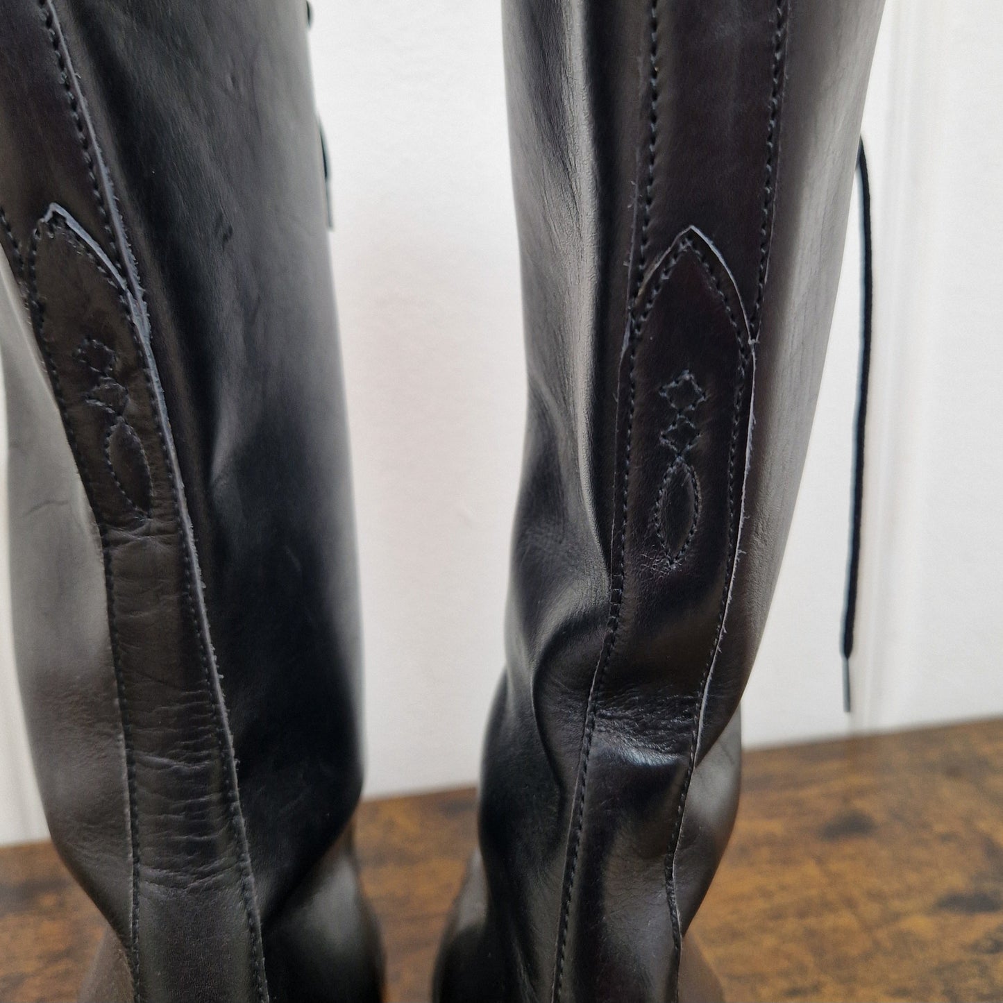 Sonora Boots | Stivali stringati in pelle nera