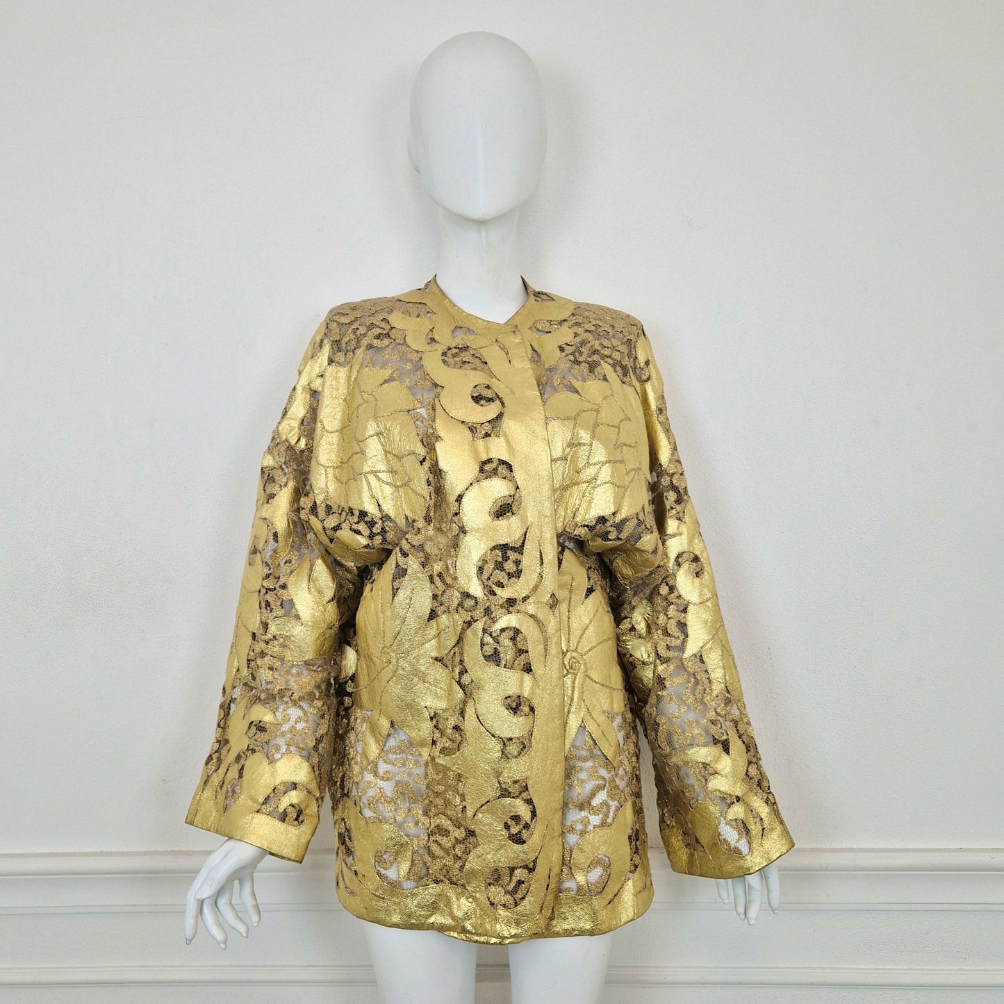 Giacca vintage pelle e pizzo oro