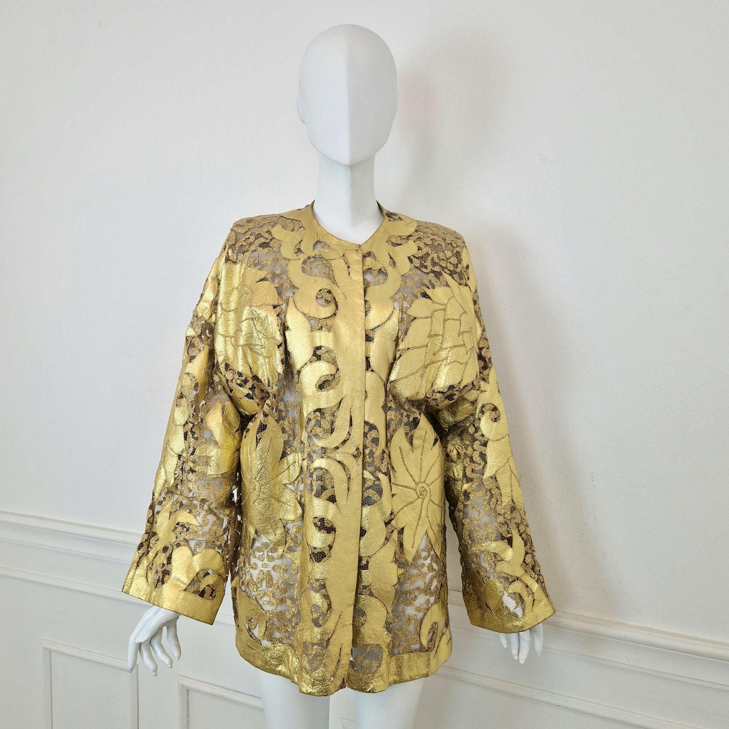 Giacca vintage pelle e pizzo oro