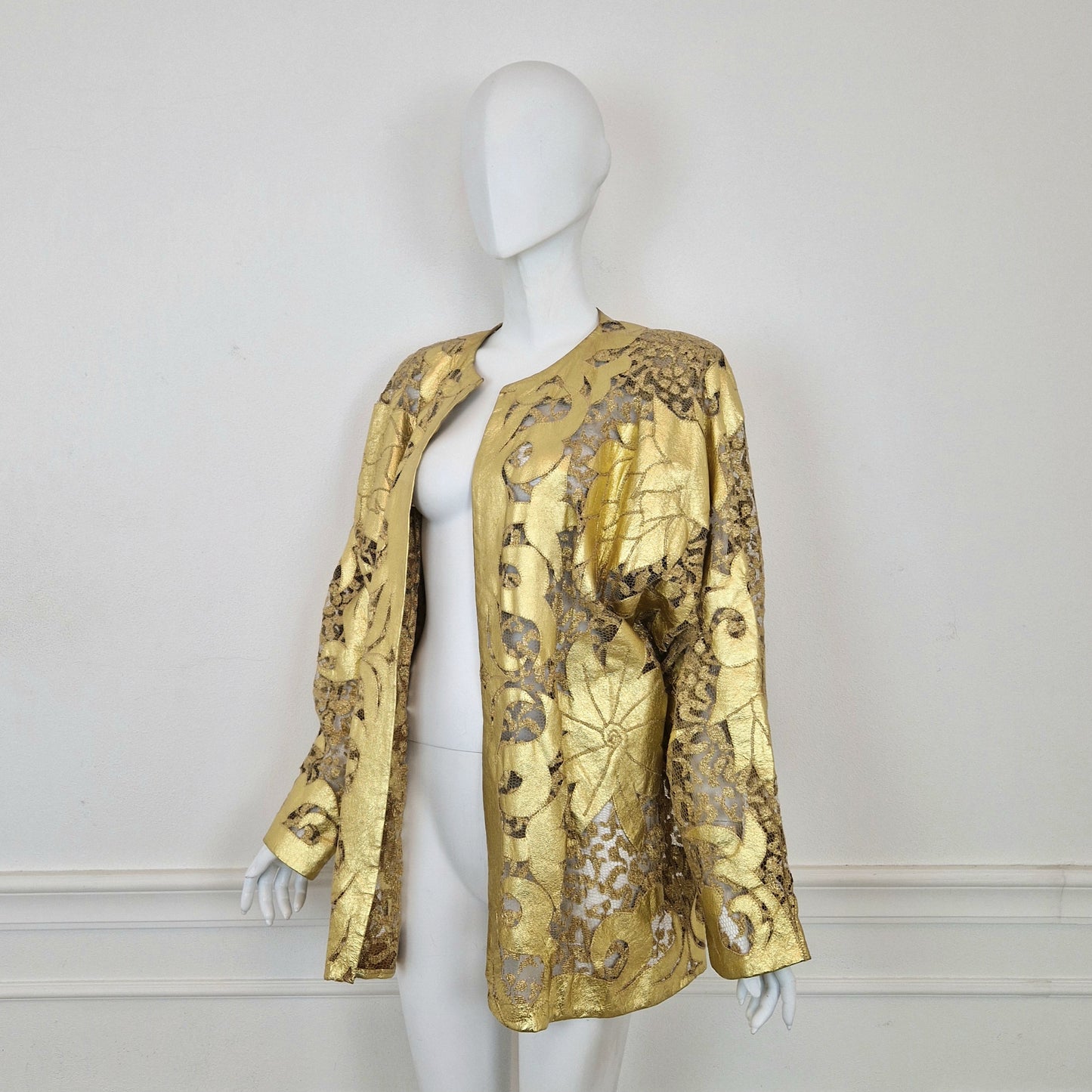 Giacca vintage pelle e pizzo oro