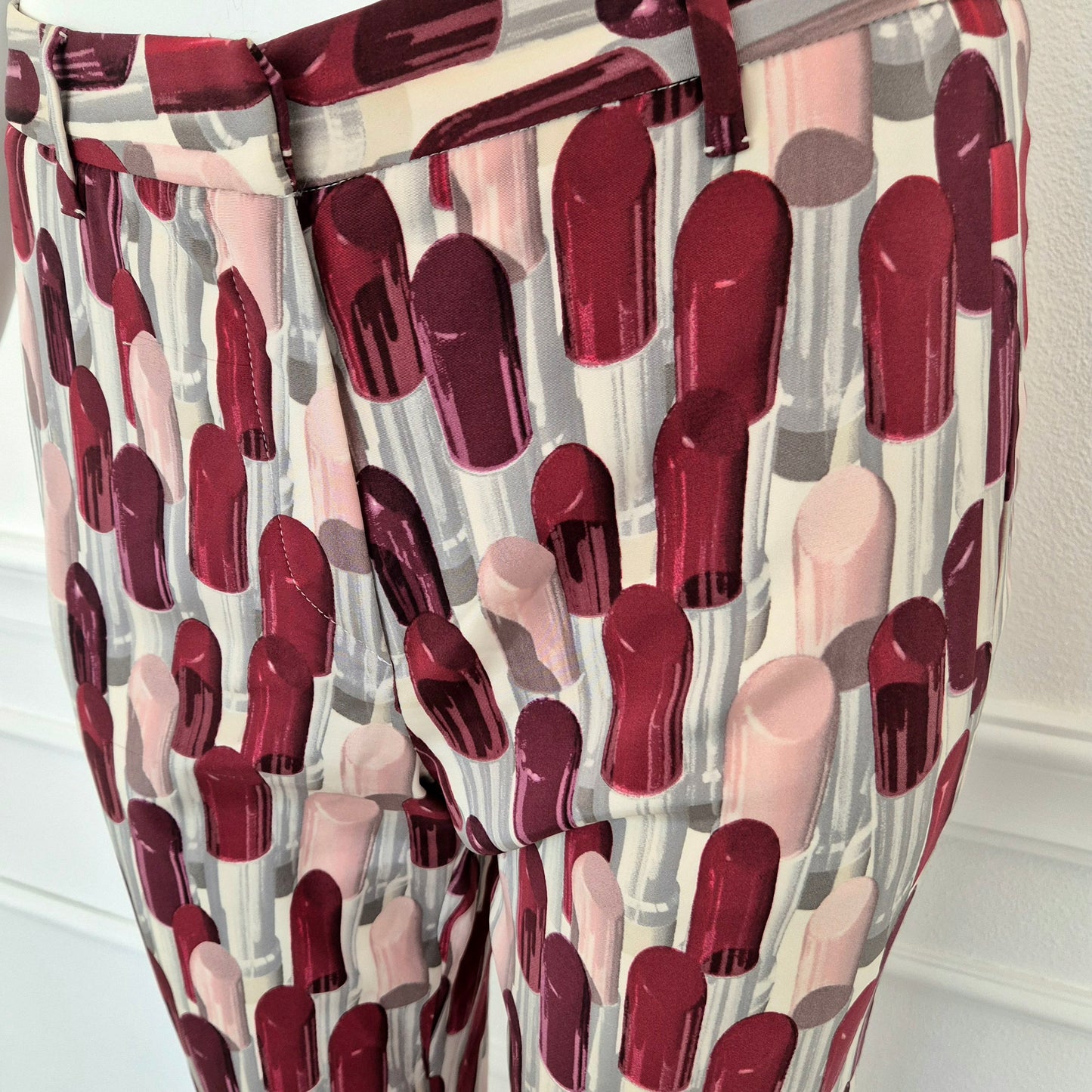 Prada | Pantaloni SS 2000 lipstick print