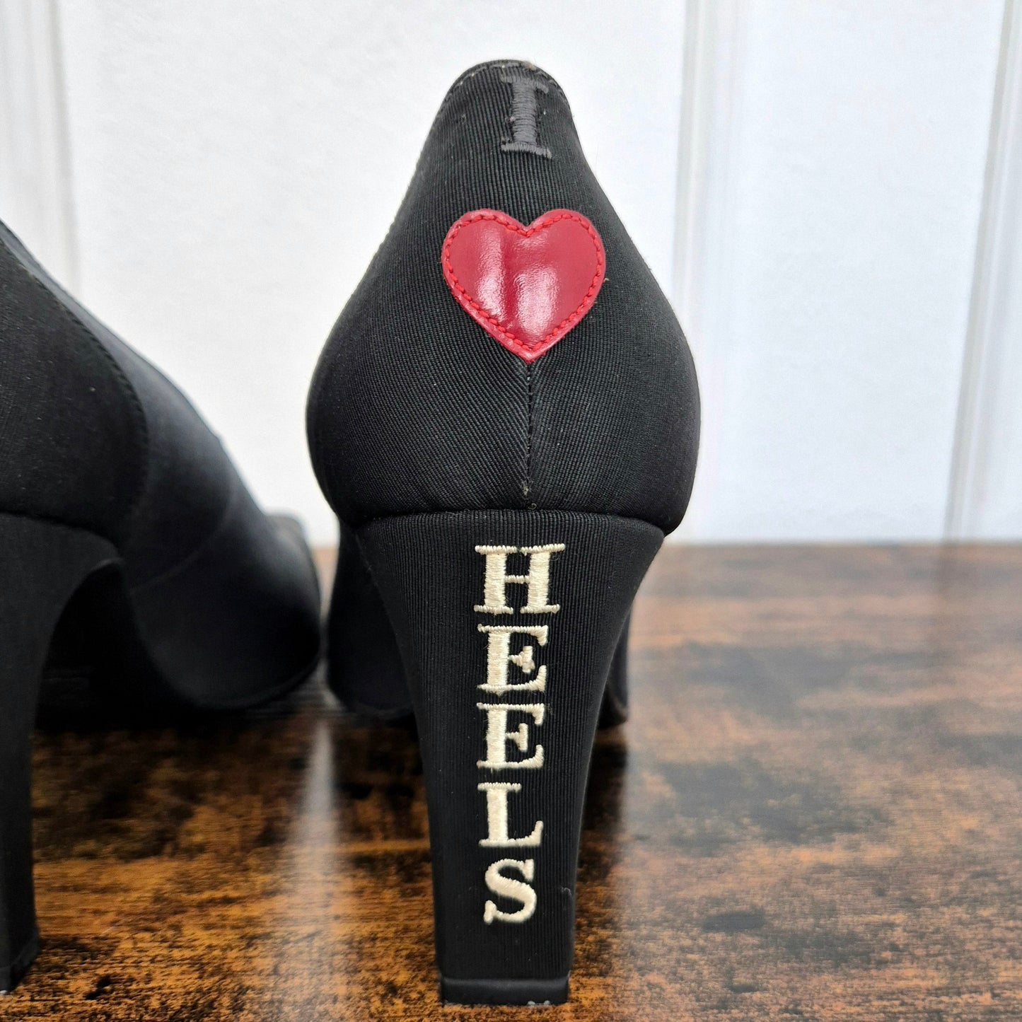 Moschino | Scarpe "I love heels"