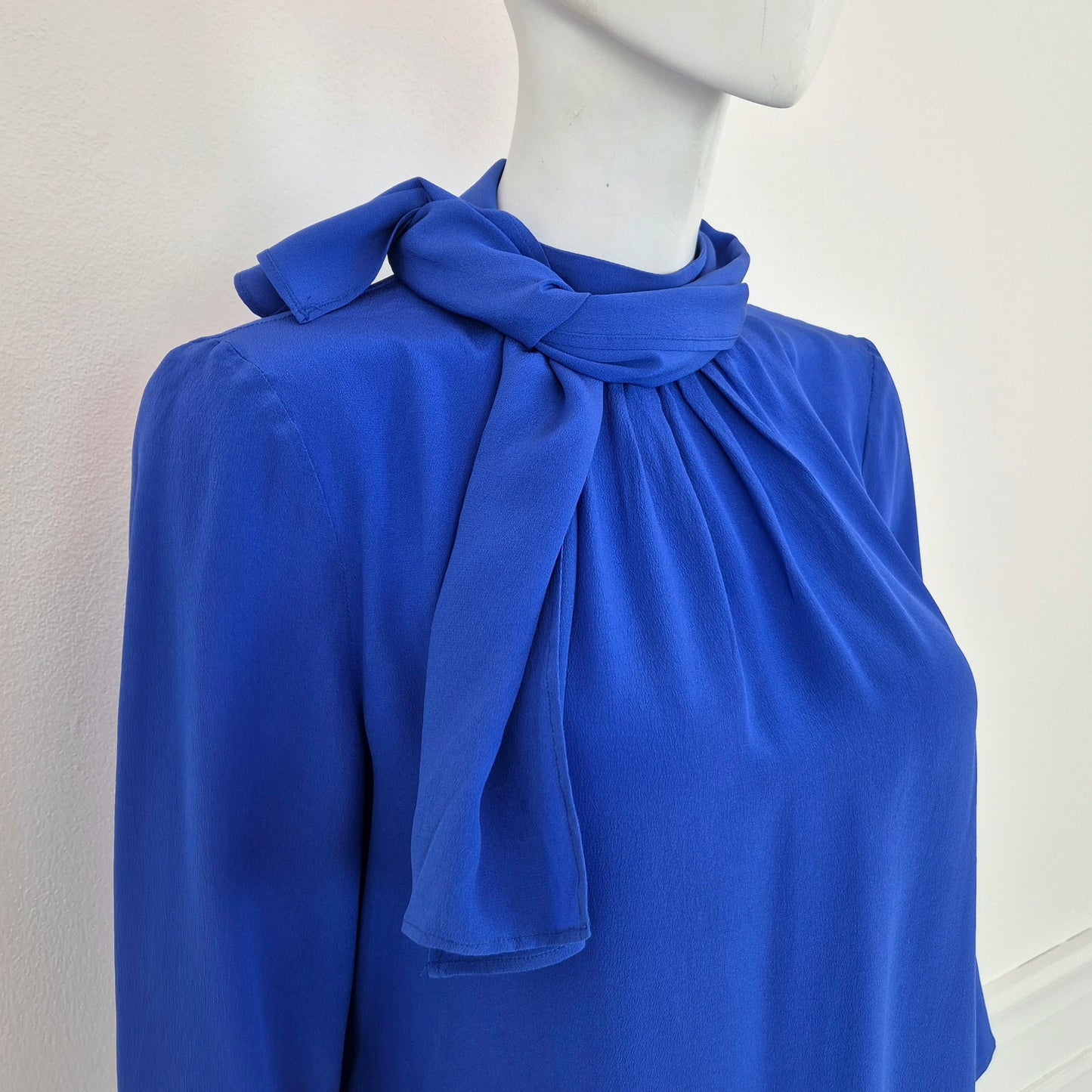 Prada | Camicia in seta blu acceso