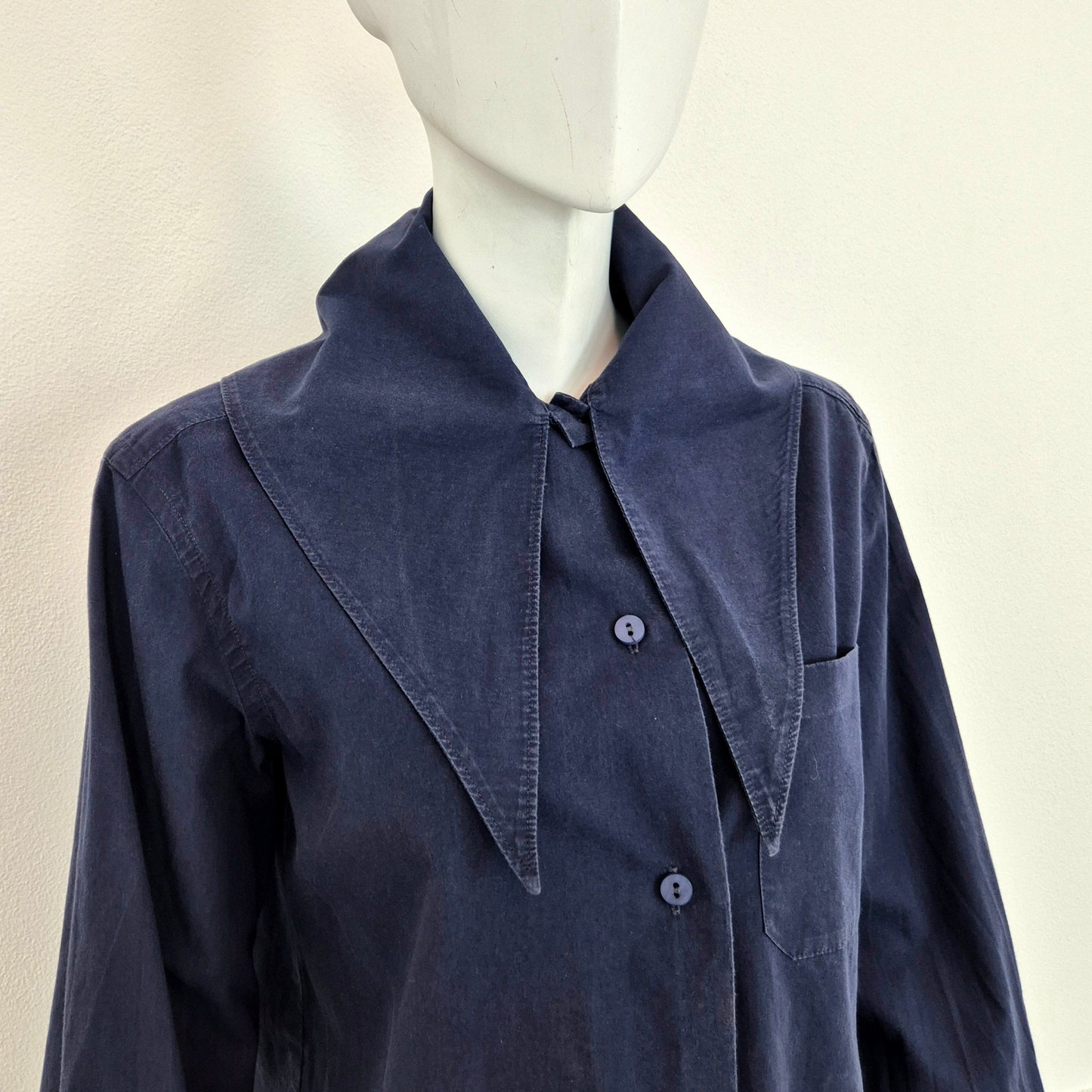 Romeo Gigli | Camicia blu con maxi collo