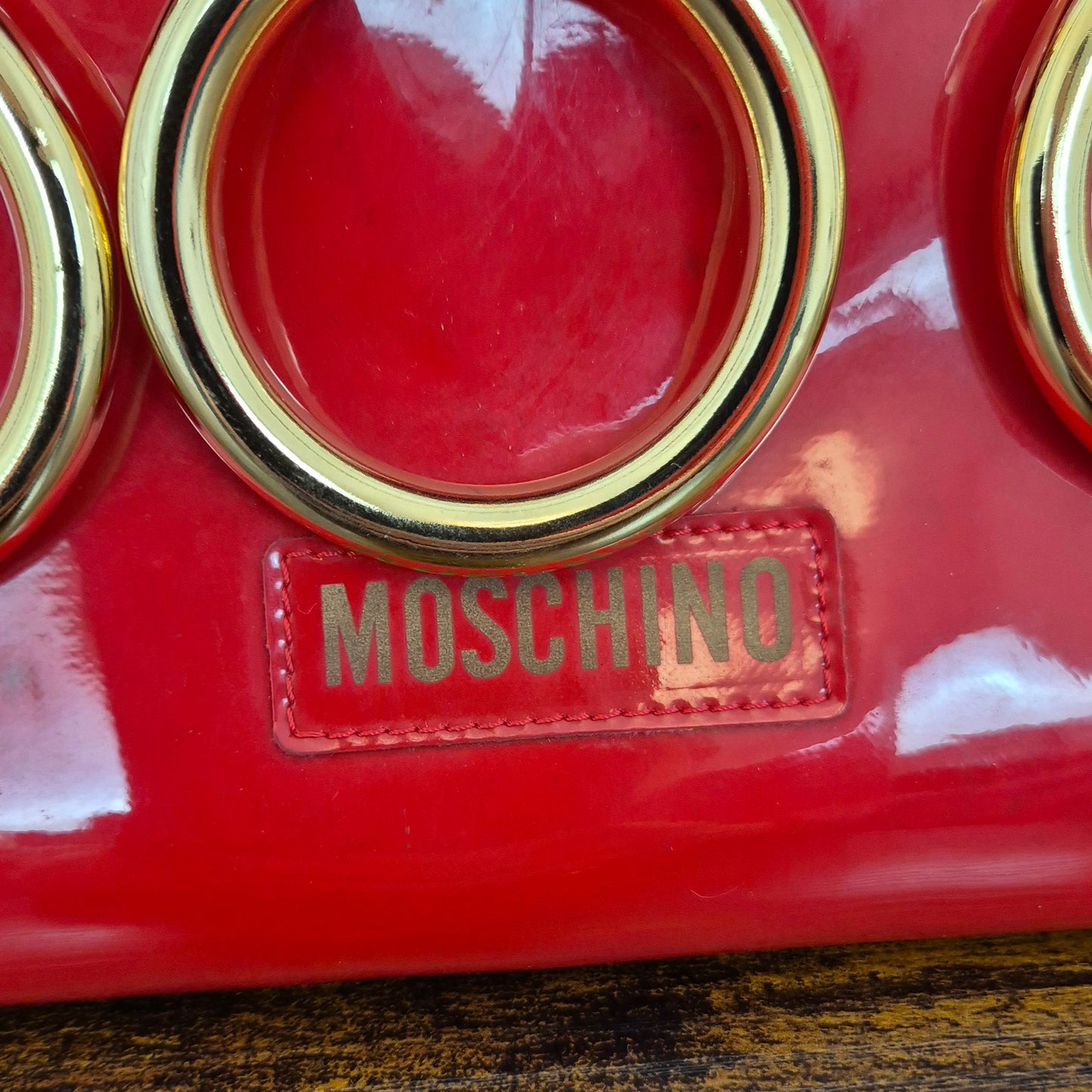 Moschino | Busta in vernice rossa