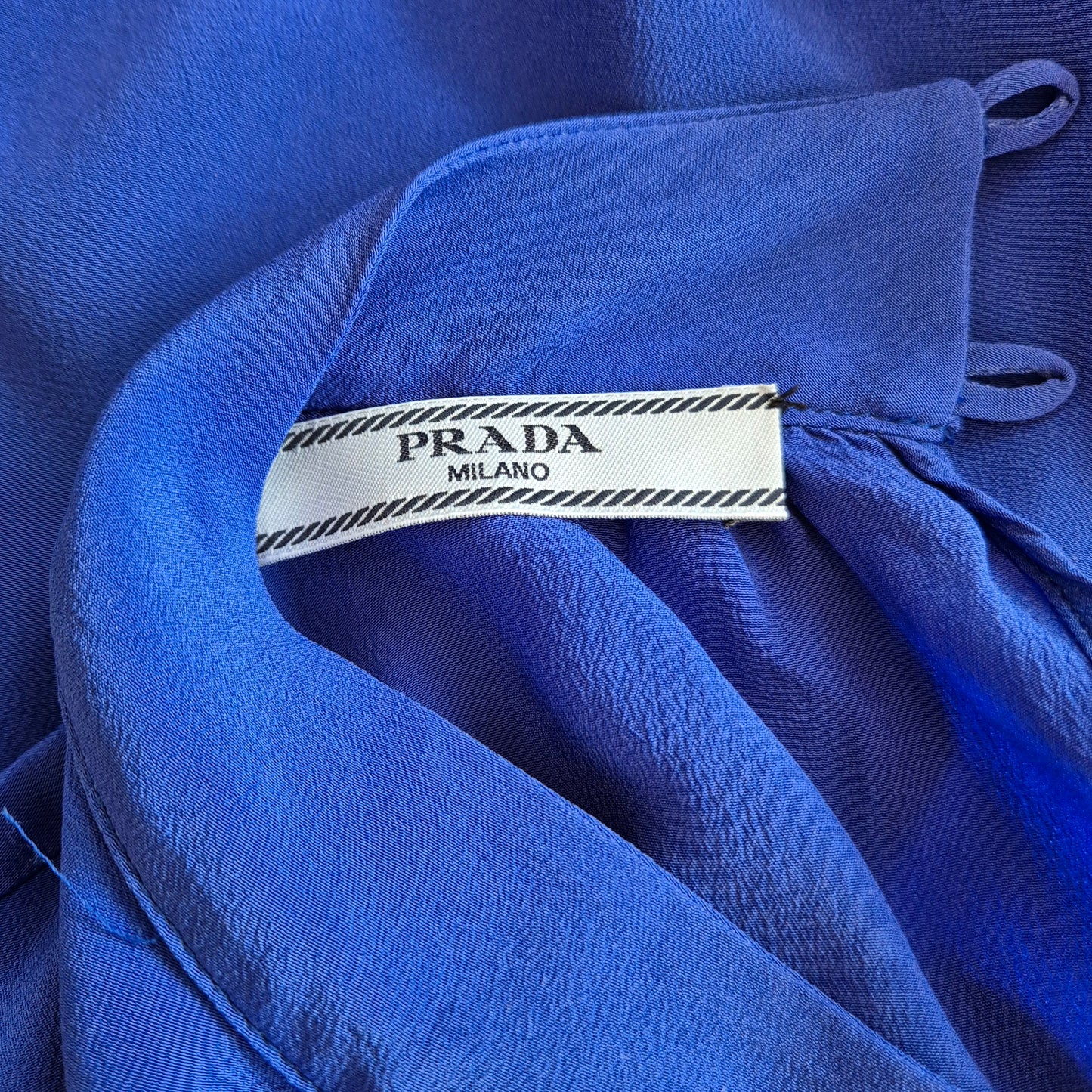 Prada | Camicia in seta blu acceso