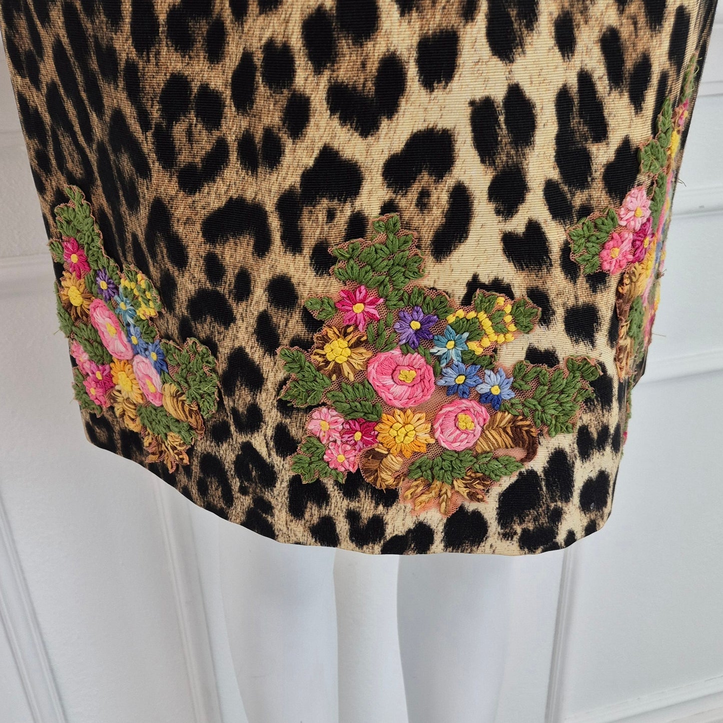 Moschino | Abito animalier con fiori ricamati