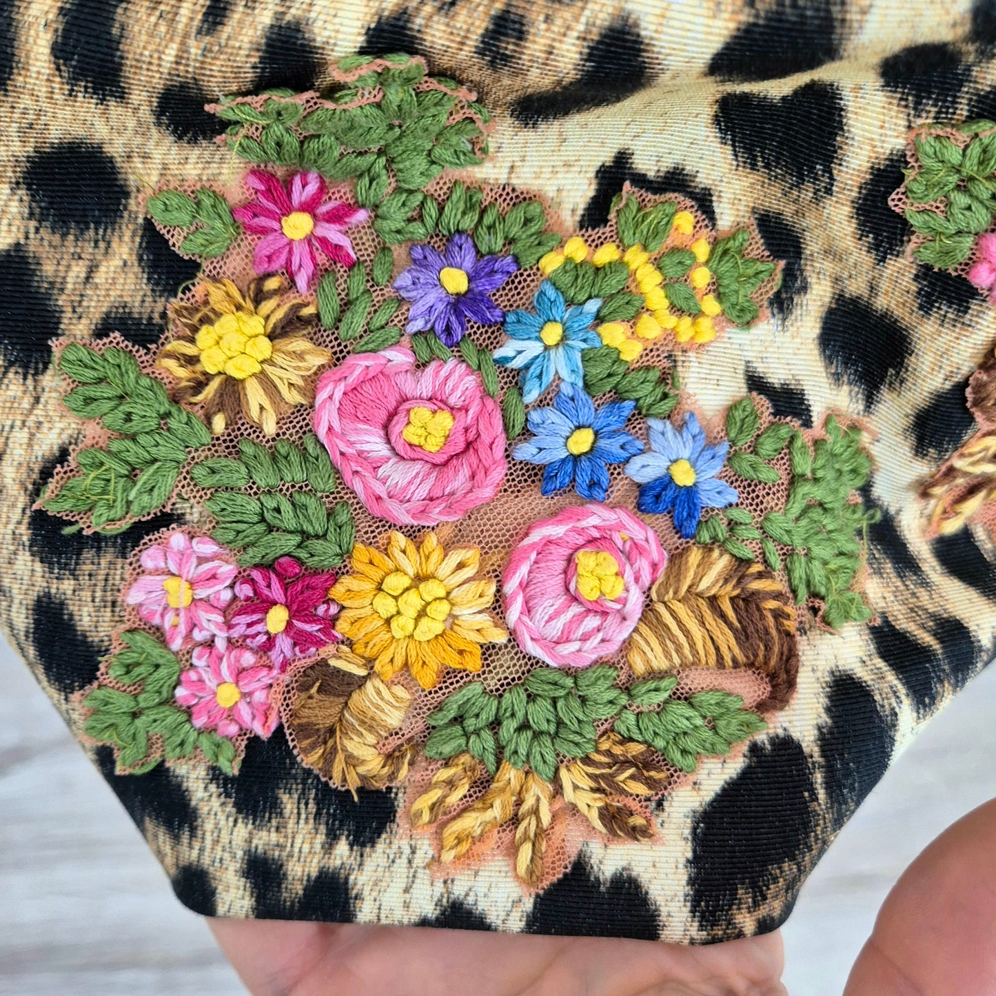 Moschino | Abito animalier con fiori ricamati