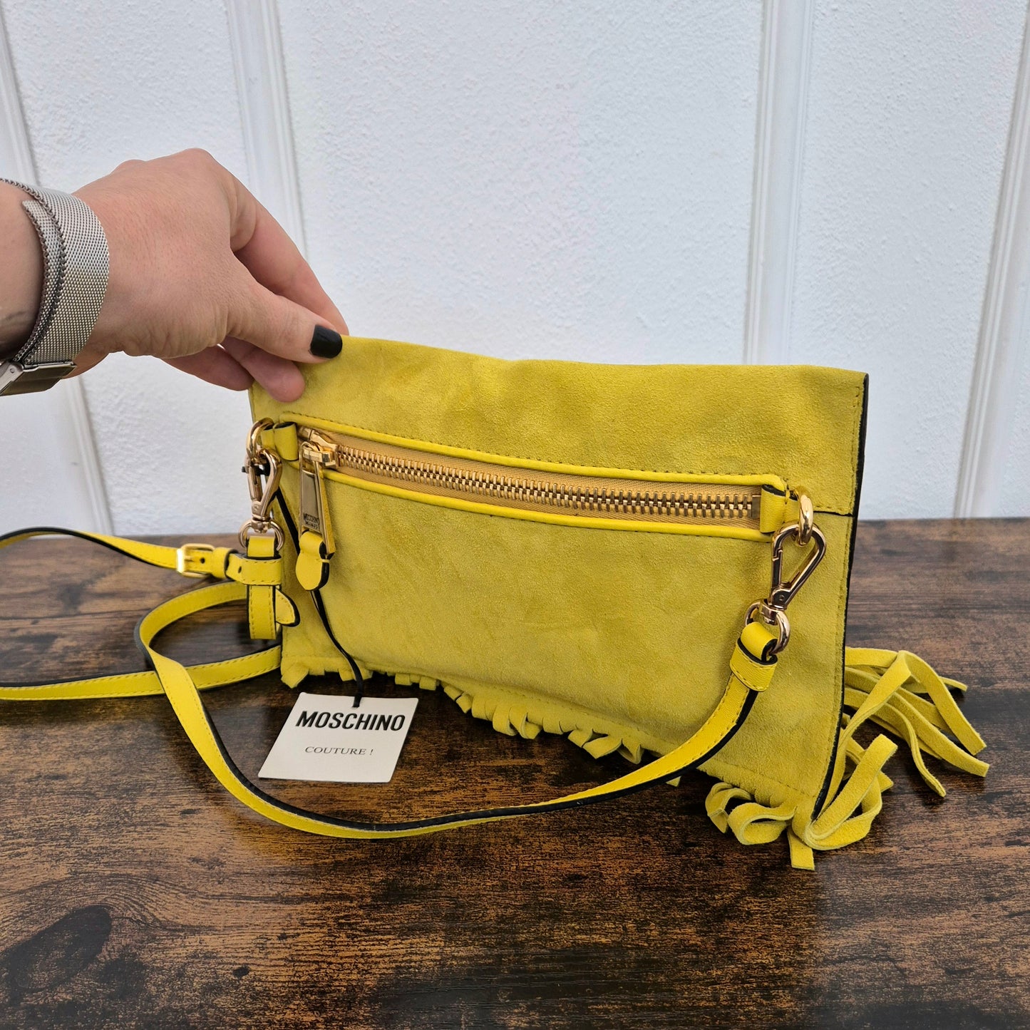 Moschino | Borsa suede giallo con frange