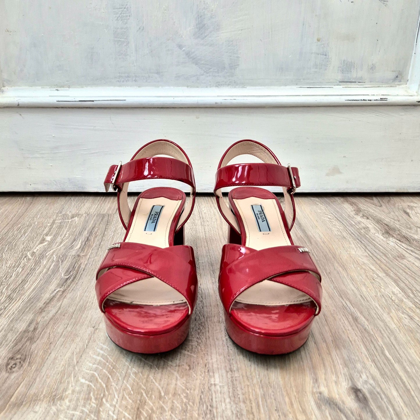 Prada | Sandali in vernice rossa nr.36