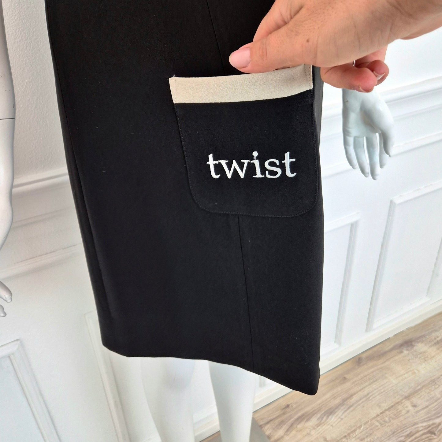 Moschino | Abito "Let's twist again!"