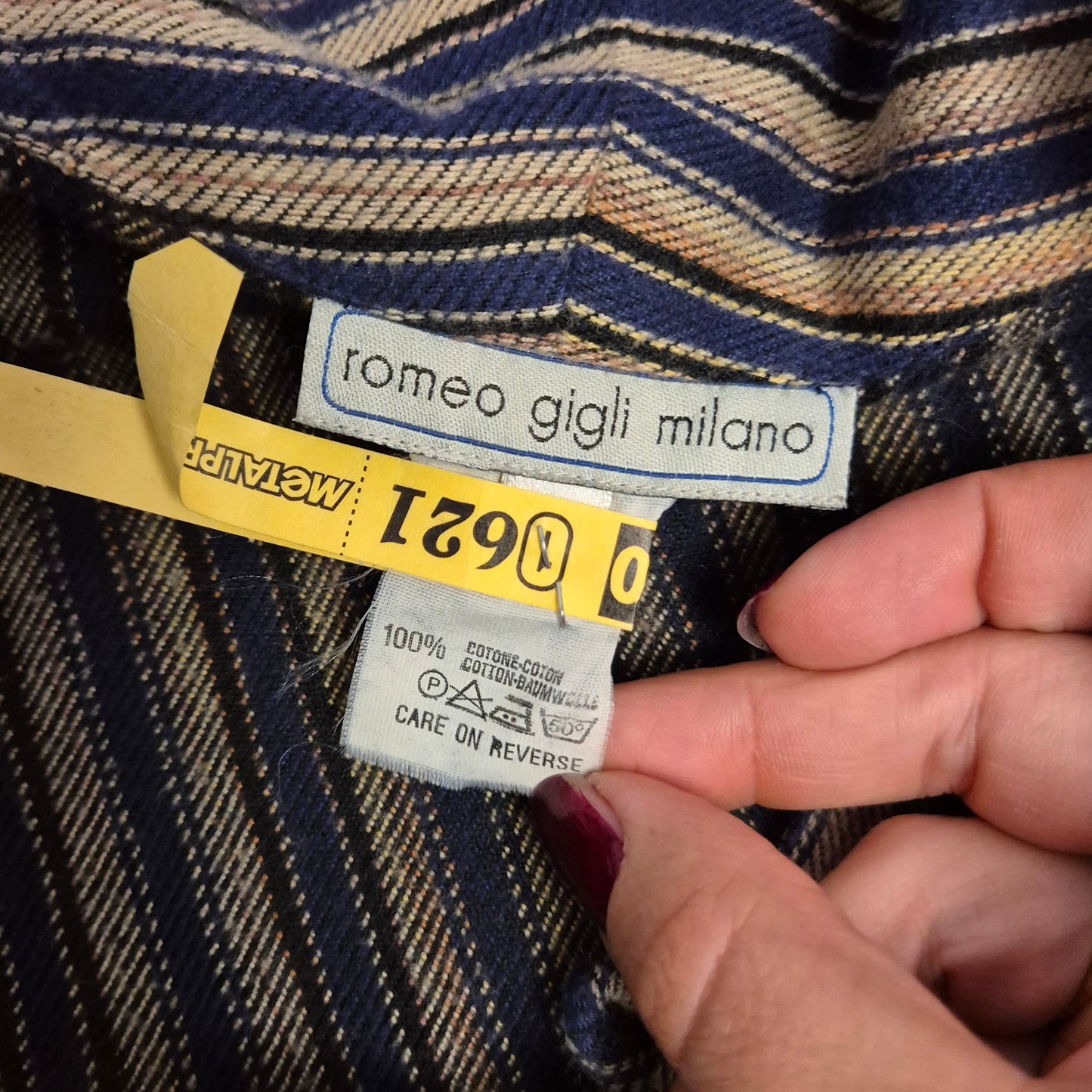 Romeo Gigli | Camicia a righe caldo cotone con bottoncini laterali