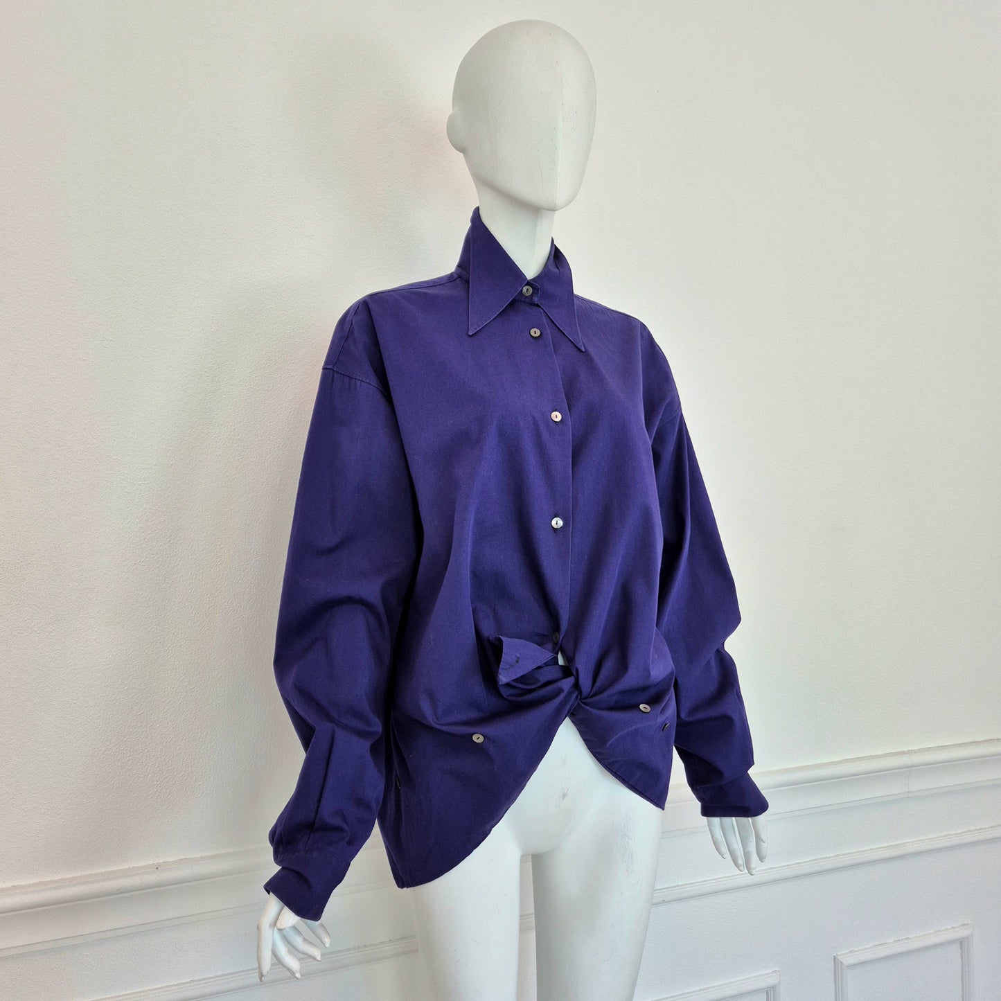 Romeo Gigli | Camicia in cotone indaco con bottoncini sul fondo 1990