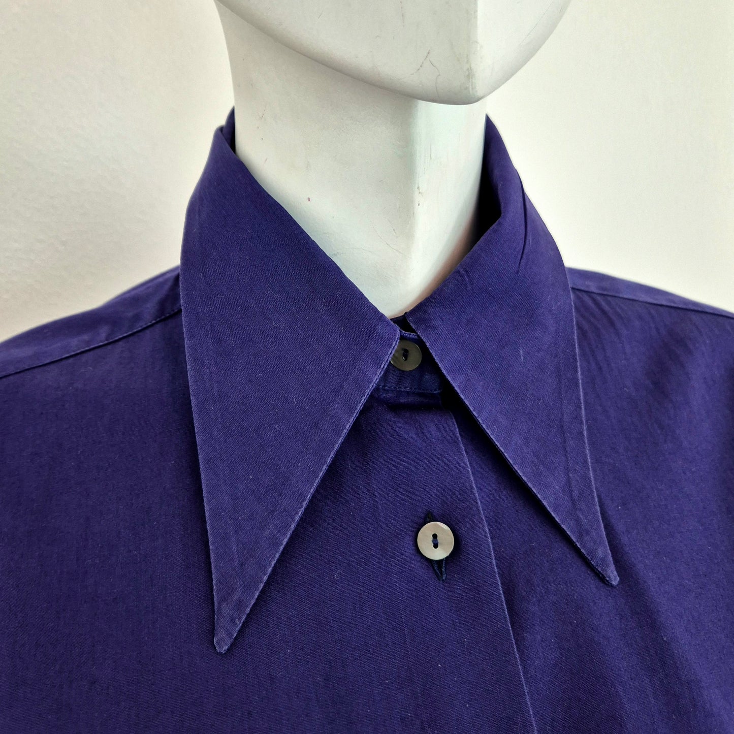 Romeo Gigli | Camicia in cotone indaco con bottoncini sul fondo 1990