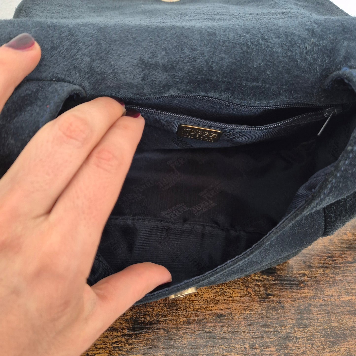 Gianfranco Ferré | Borsa a tracolla in camoscio blu