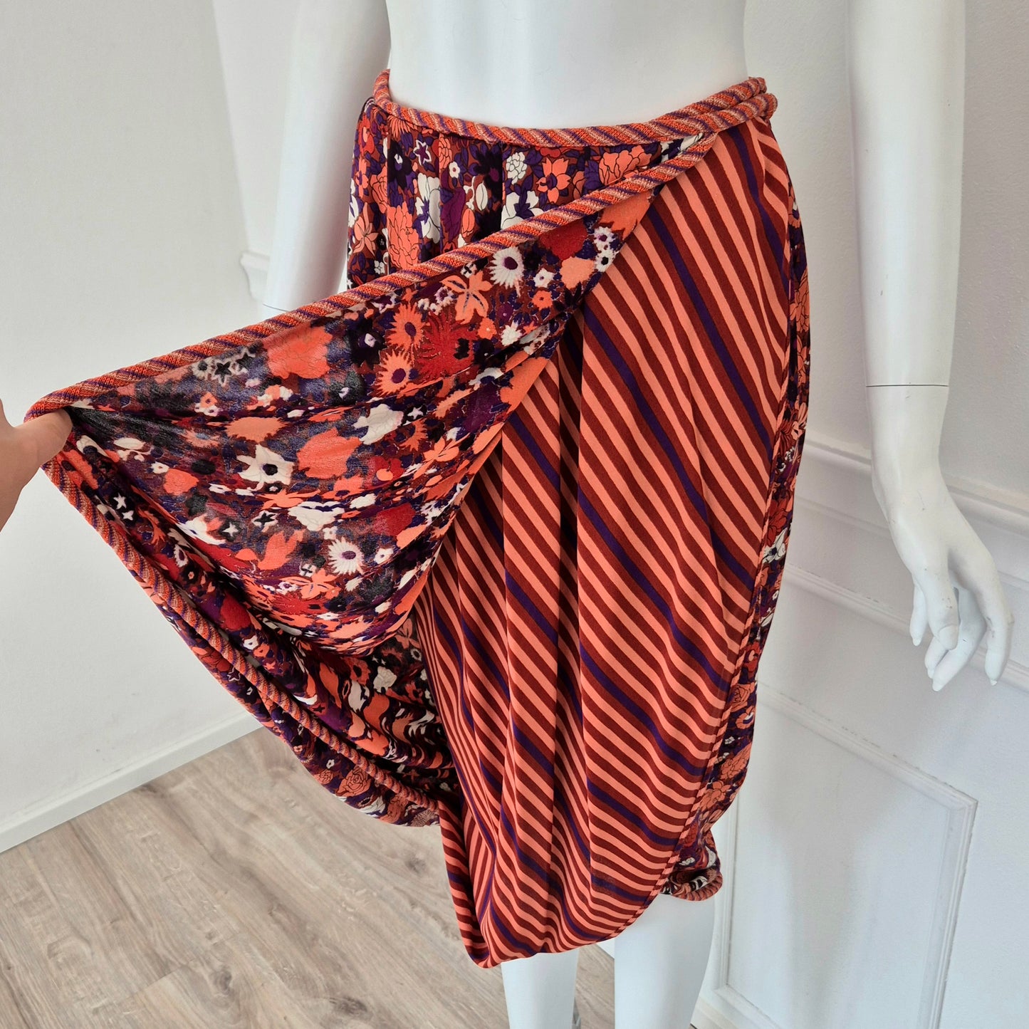 Callaghan by Gianni Versace | Gonna in viscosa fantasia fiori e righe