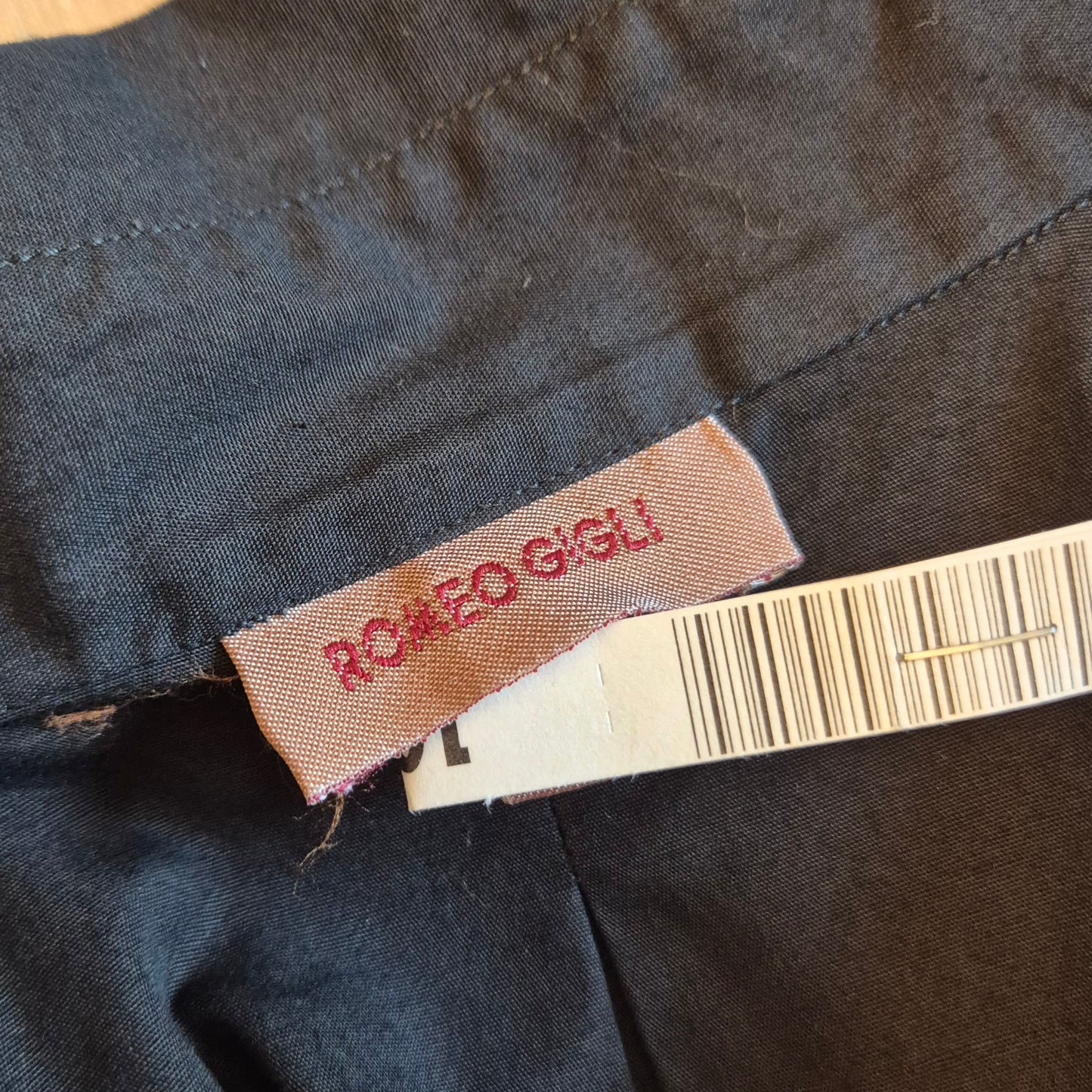 Romeo Gigli | Camicia "pipistrello" cotone nero 1993