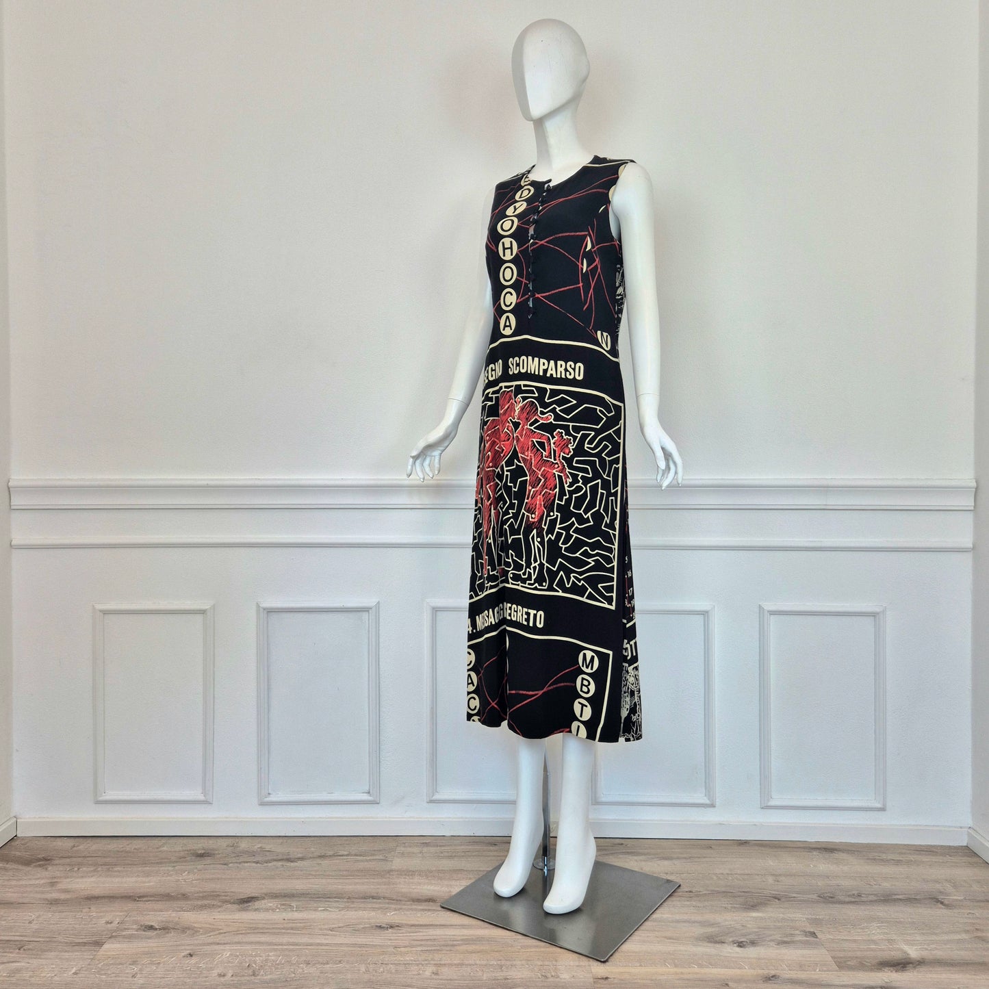 Moschino | Abito "disegno scomparso"- rebus - enigmistica