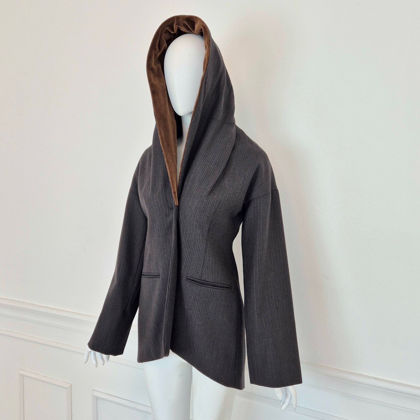 Romeo Gigli | Giacca in lana con collo in velluto marrone 1989