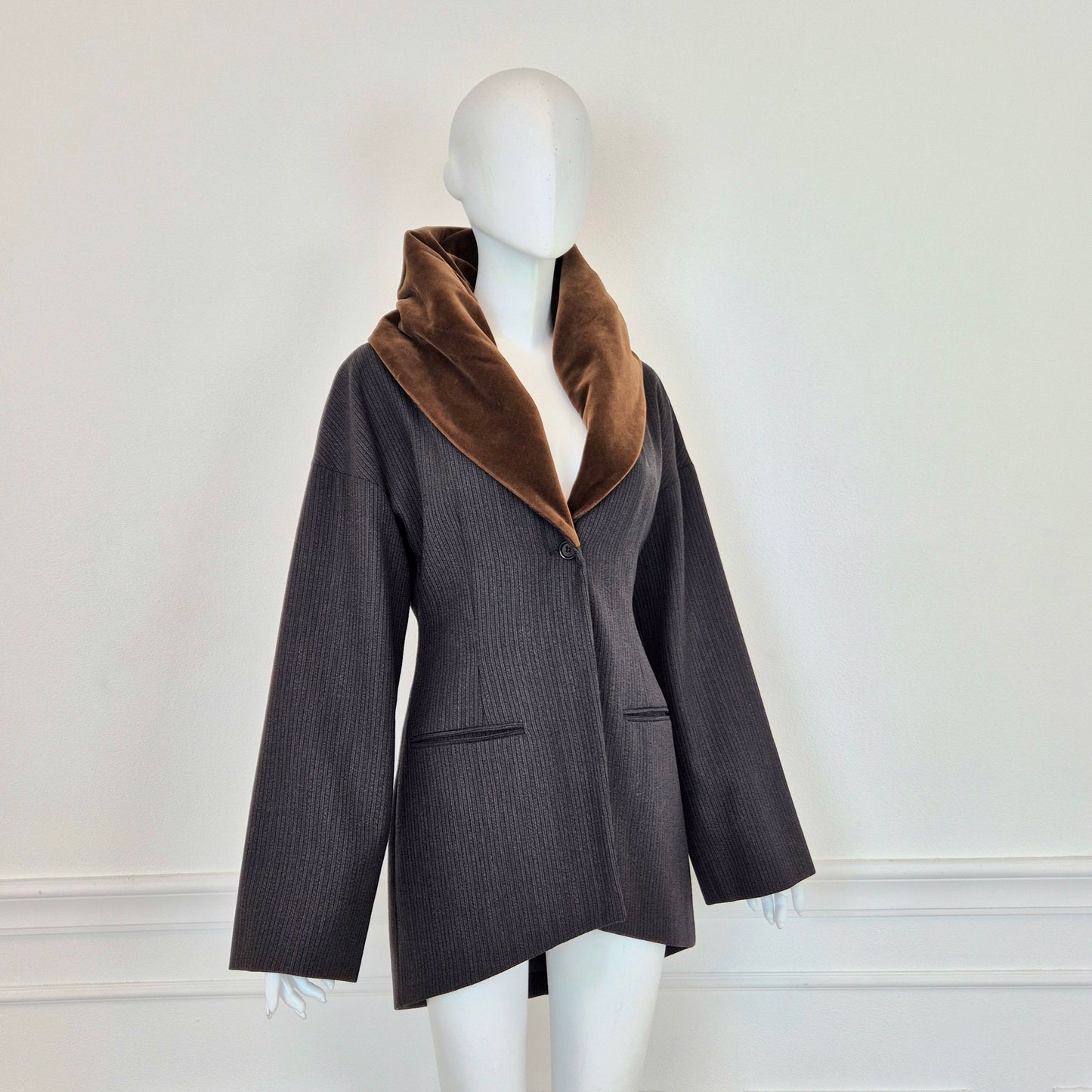 Romeo Gigli | Giacca in lana con collo in velluto marrone 1989